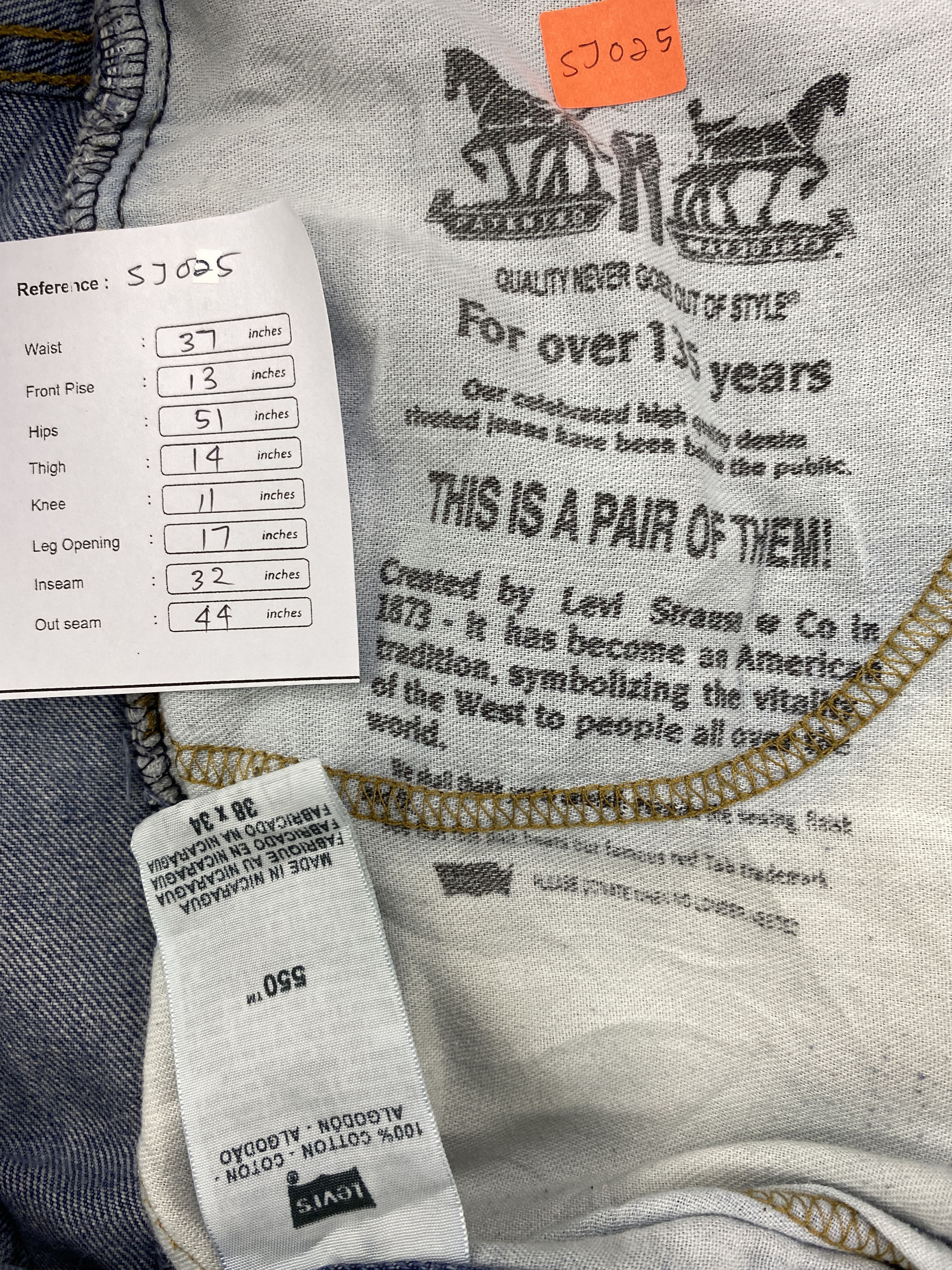 Levi's Blue Vintage Levi's 550 Jeans 37x32 Denim -SJ025 Size US 37 - 8 Thumbnail