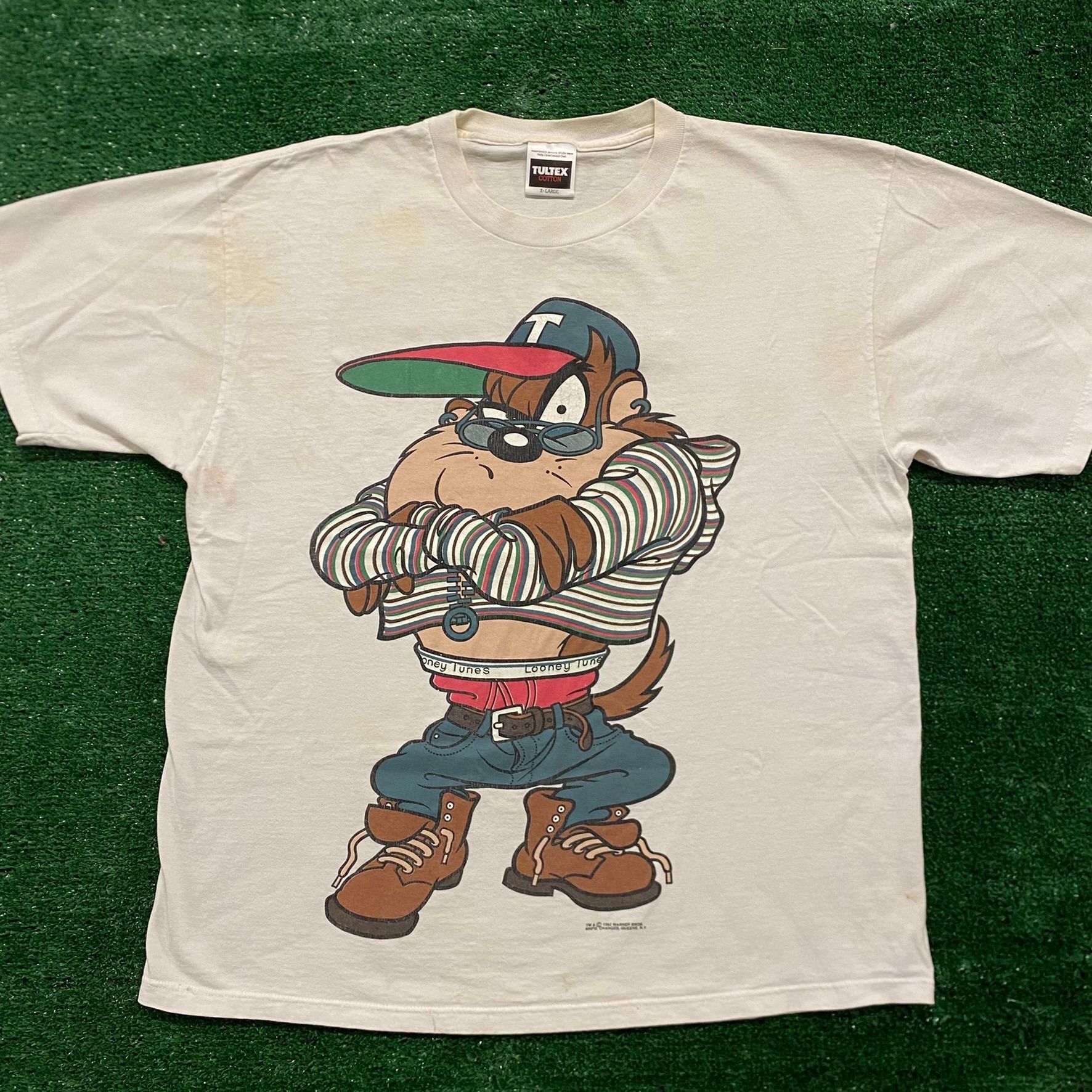 Crazy Vintage 90s Looney Tunes Taz Devil Cartoon T-Shirt