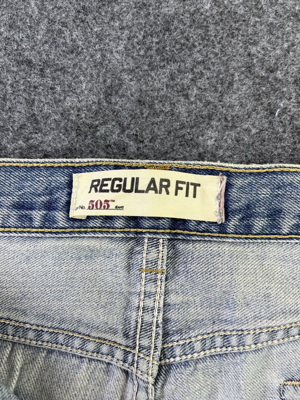 Levi's Vintage Levi's 505 Light Wash Jeans - J776 Size US 36 / EU 52 - 6 Thumbnail