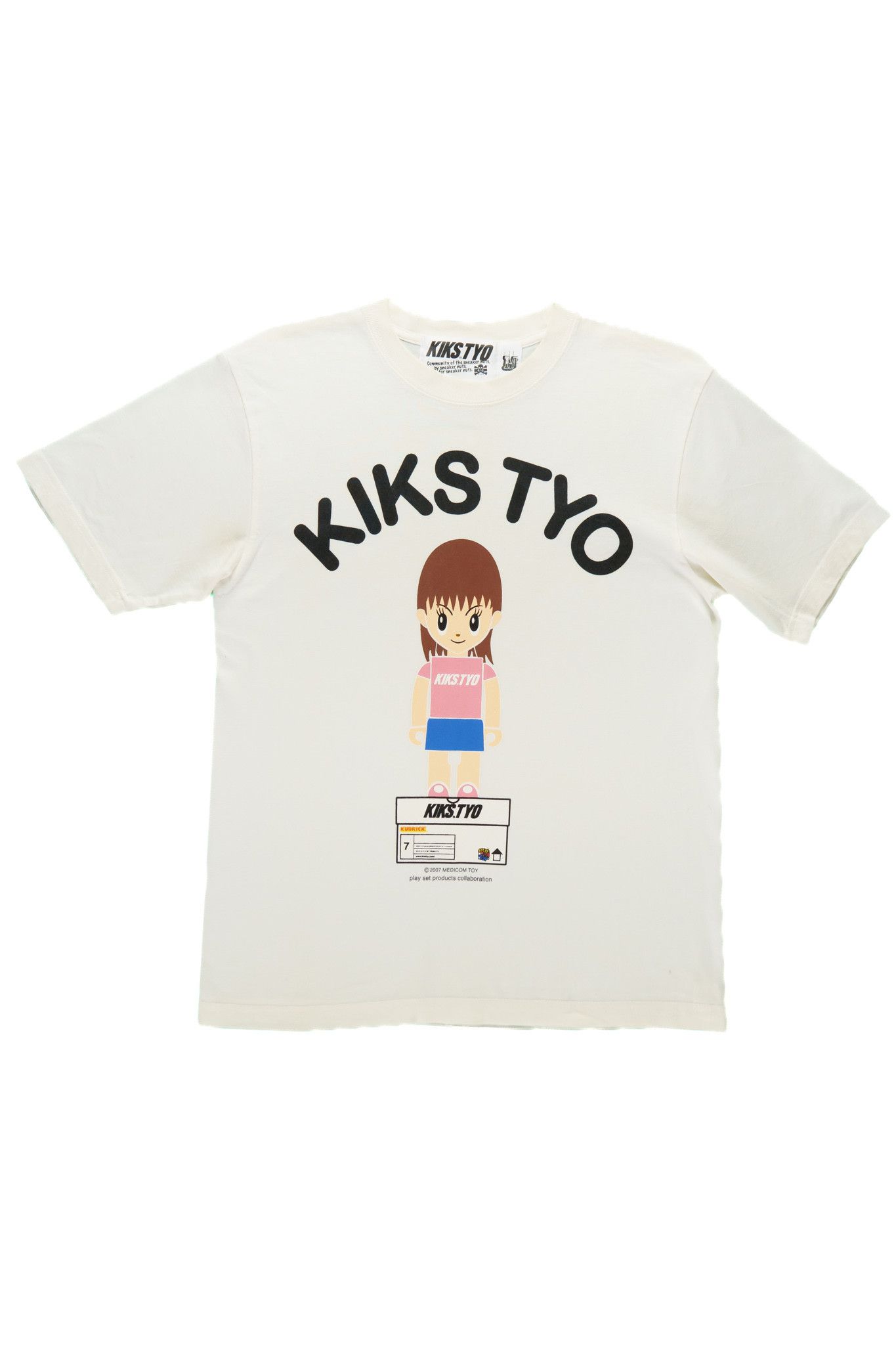 Japanese Brand × KIKS TYO Medicom Toy x Aki Hoshino Collab Tee Size US M / EU 48-50 / 2 - 1 Thumbnail