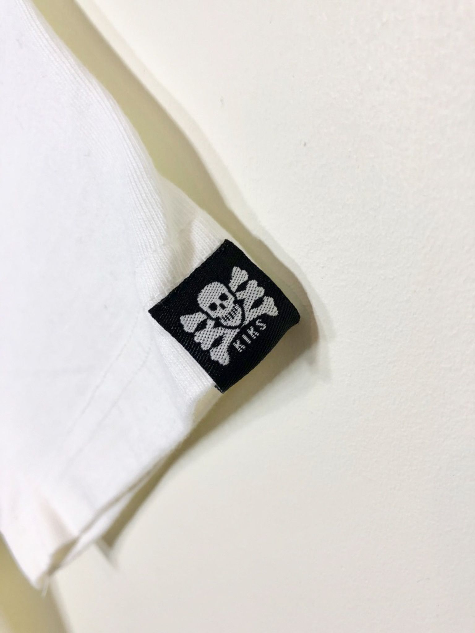 Japanese Brand × KIKS TYO Medicom Toy x Aki Hoshino Collab Tee Size US M / EU 48-50 / 2 - 6 Thumbnail