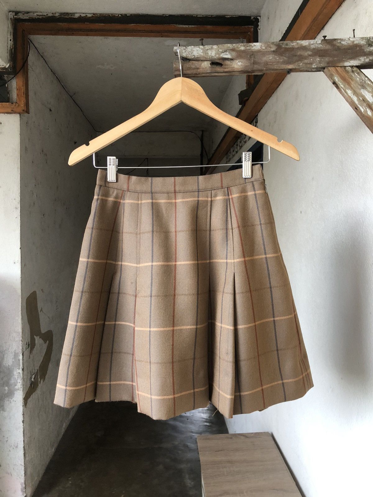 Burberry Vintage 90s Burberry Nova Check Pleated Skirt Size 25" / US 0 / IT 36 - 3 Thumbnail