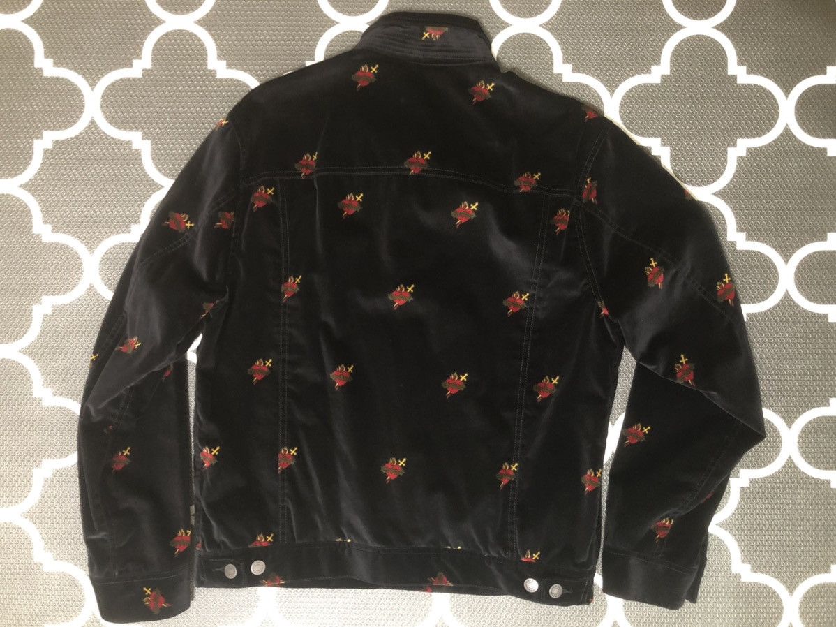 image of Supreme Black Sacred Hearts Velvet Trucker Jacket, Men's (Size Medium)