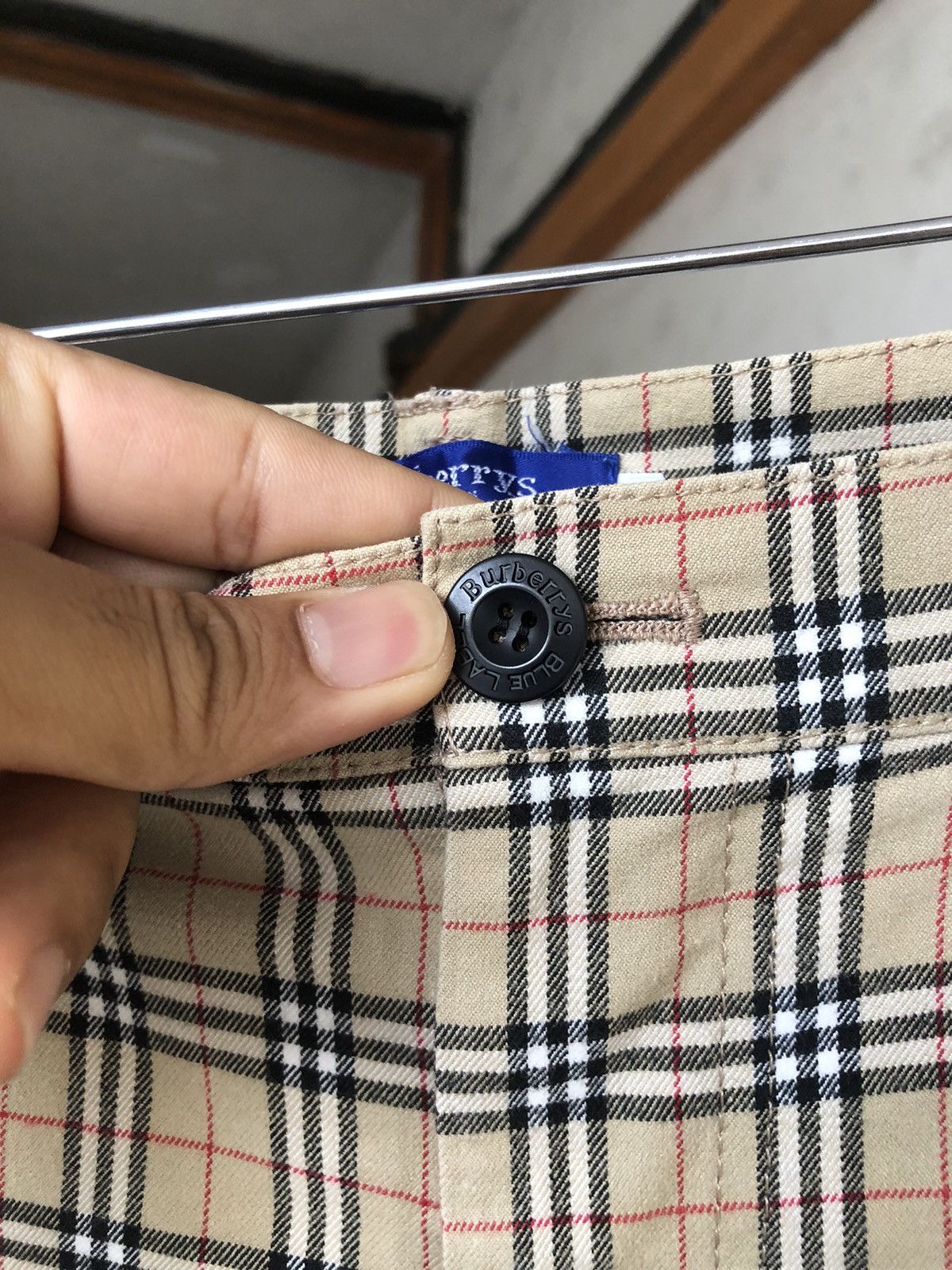 Burberry Vintage Burberry Nova Check Stretchable Blue Tag Pants Size 25" / US 0 / IT 36 - 7 Thumbnail