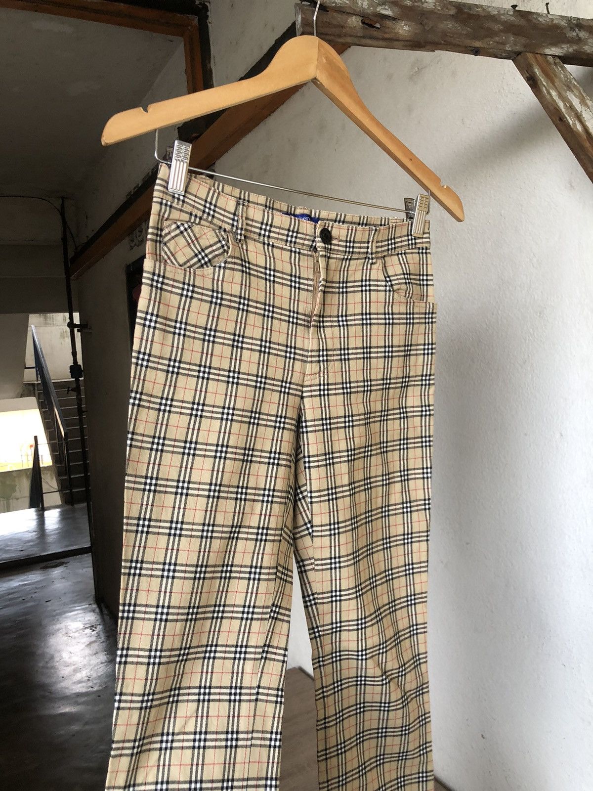 Burberry Vintage Burberry Nova Check Stretchable Blue Tag Pants Size 25" / US 0 / IT 36 - 4 Thumbnail