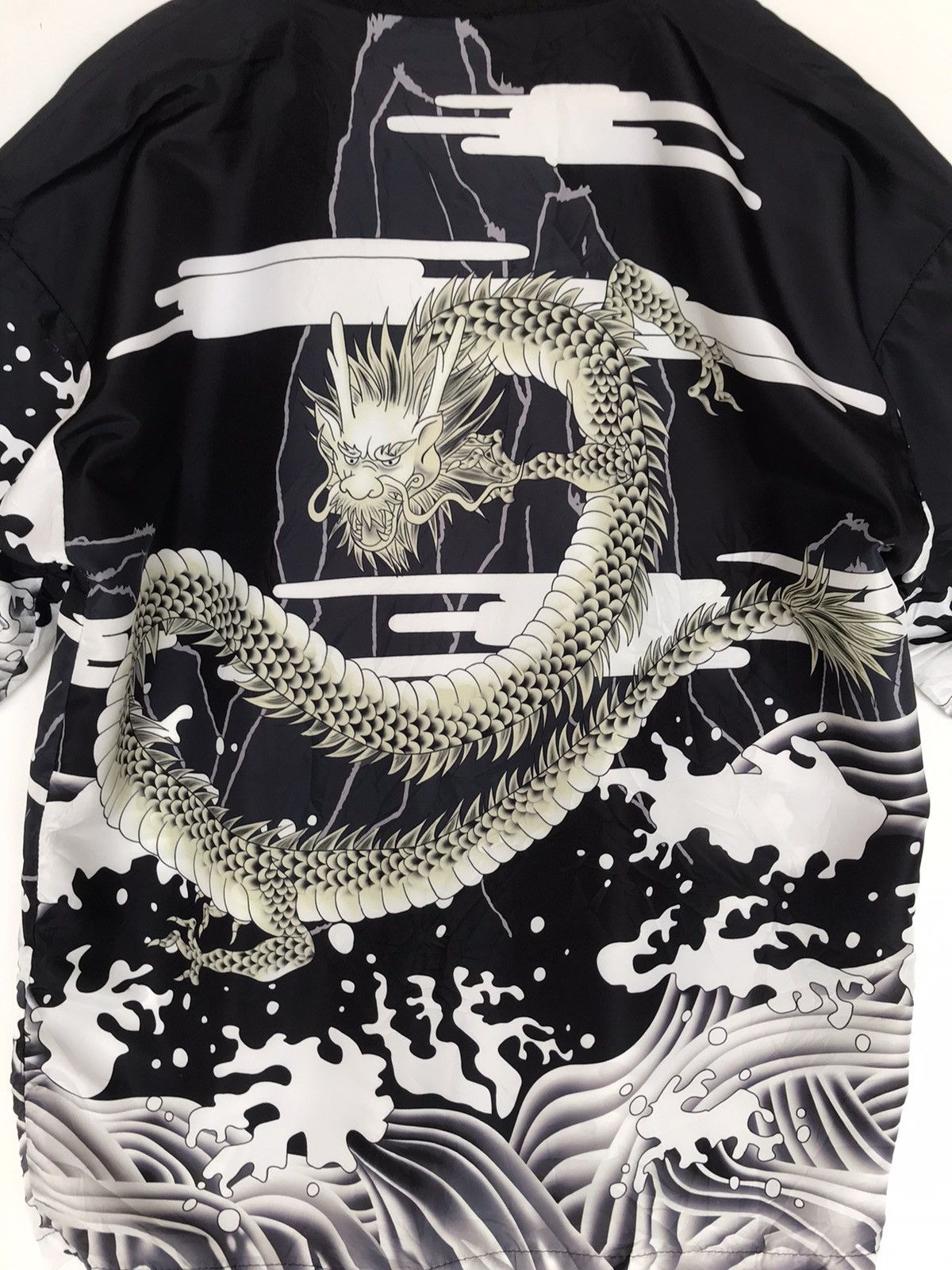 Japanese Brand Rayon Kimono Japan Dragon Fullprint Size US L / EU 52-54 / 3 - 5 Thumbnail