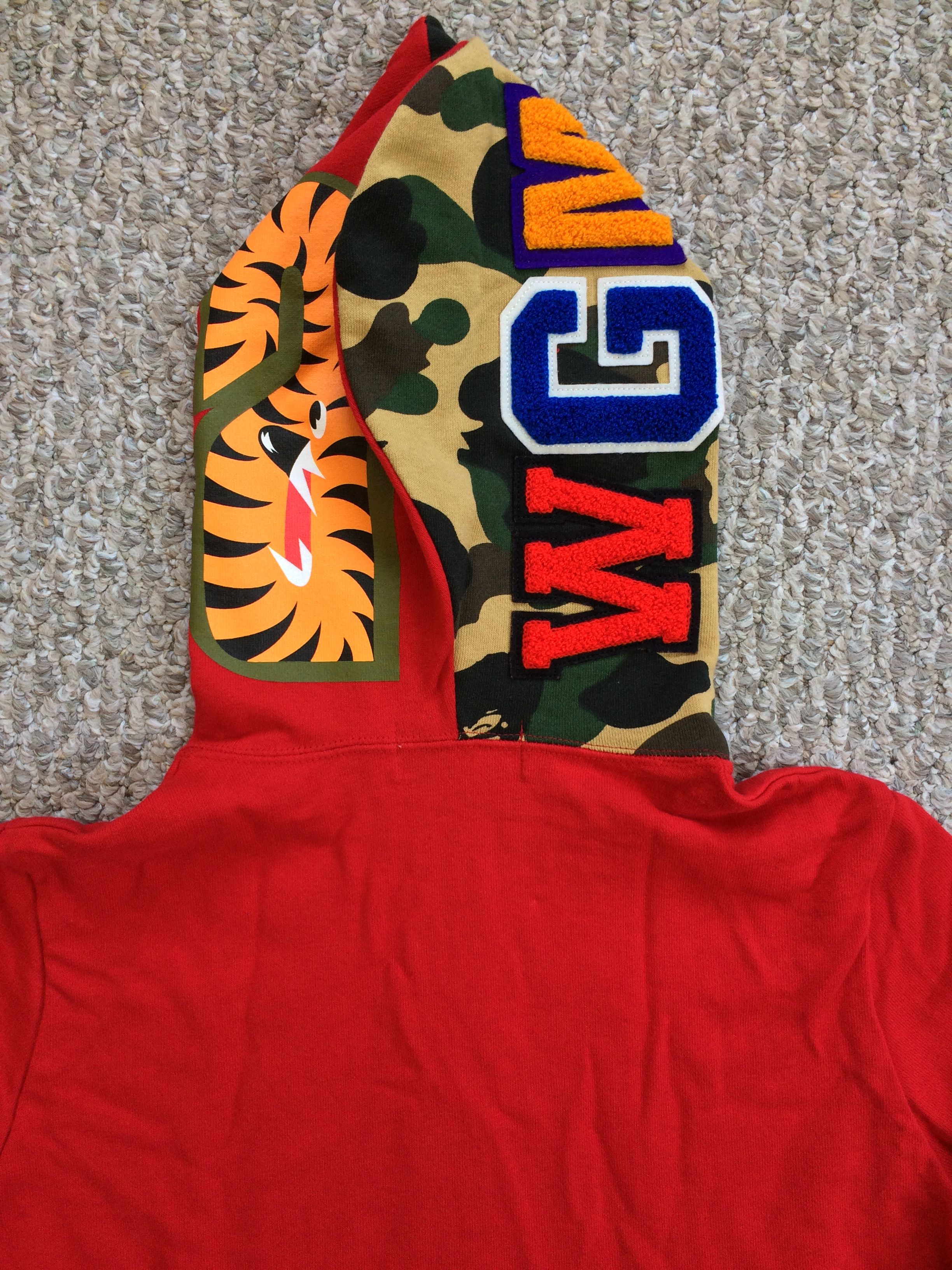 Bape Bape Red Camo Long Shark Hoodie Size S / US 4 / IT 40 - 9 Thumbnail