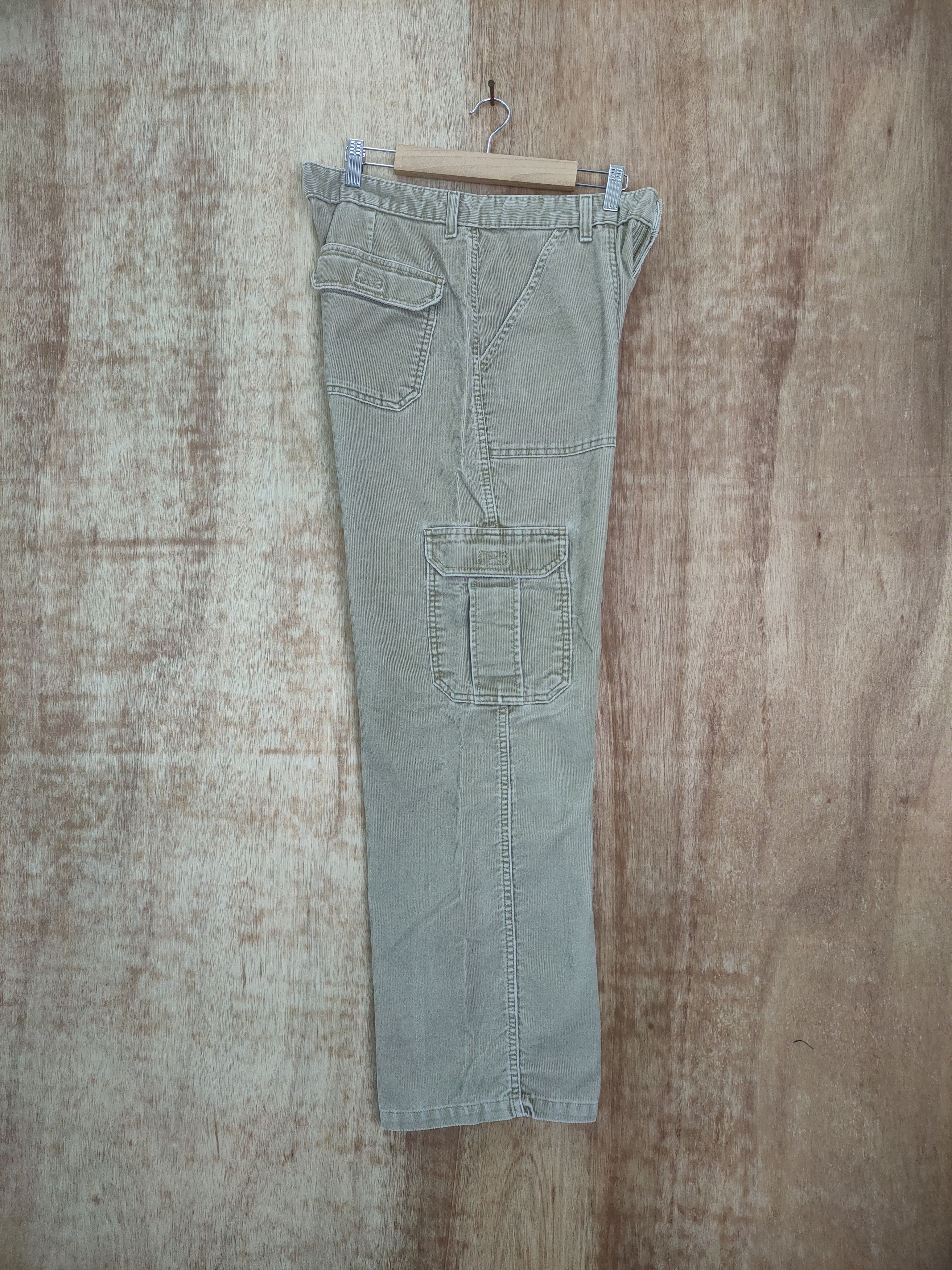 Aeropostale AEROPOSTALE CORDUROY CARGO PANTS Size US 32 / EU 48 - 7 Thumbnail