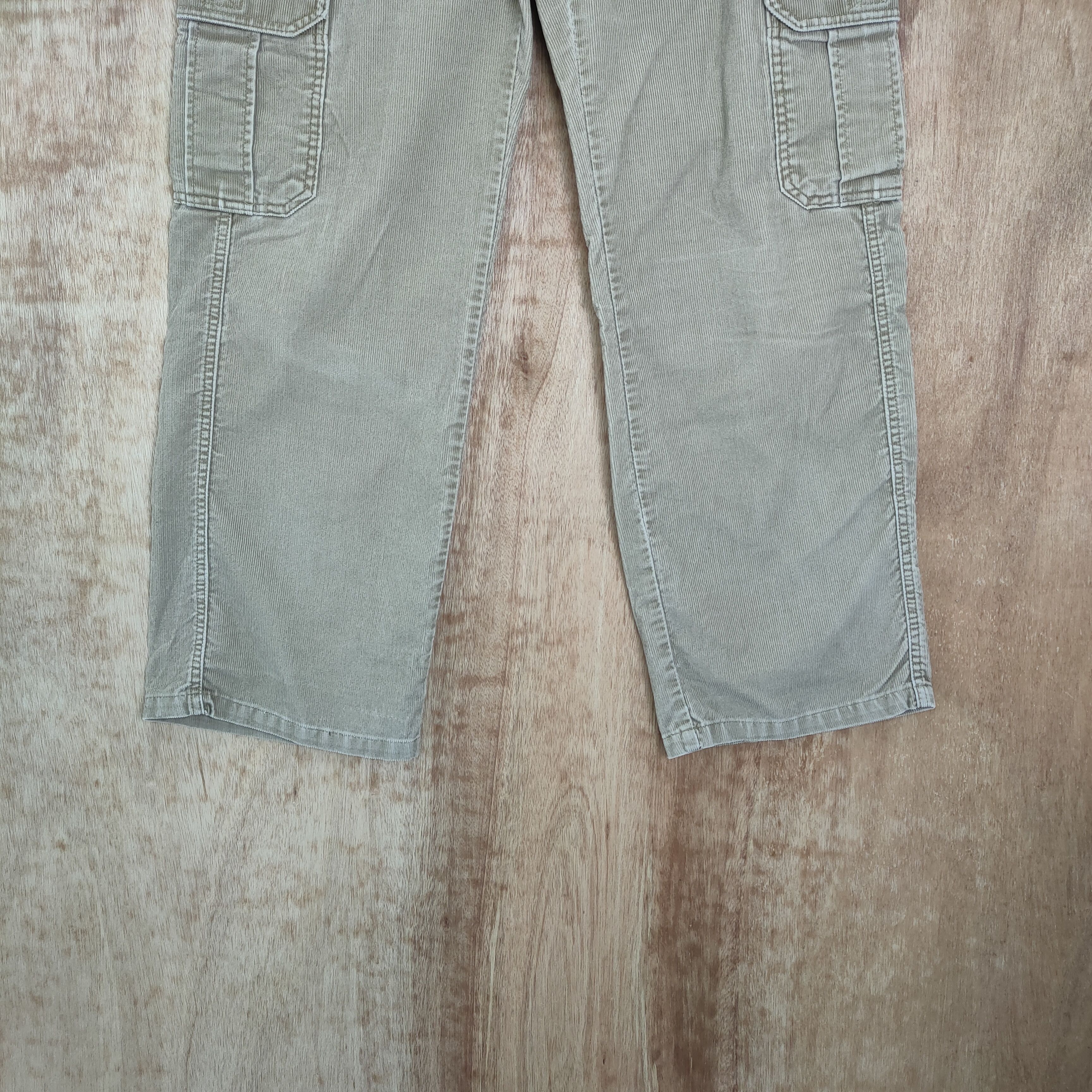 Aeropostale AEROPOSTALE CORDUROY CARGO PANTS Size US 32 / EU 48 - 3 Thumbnail