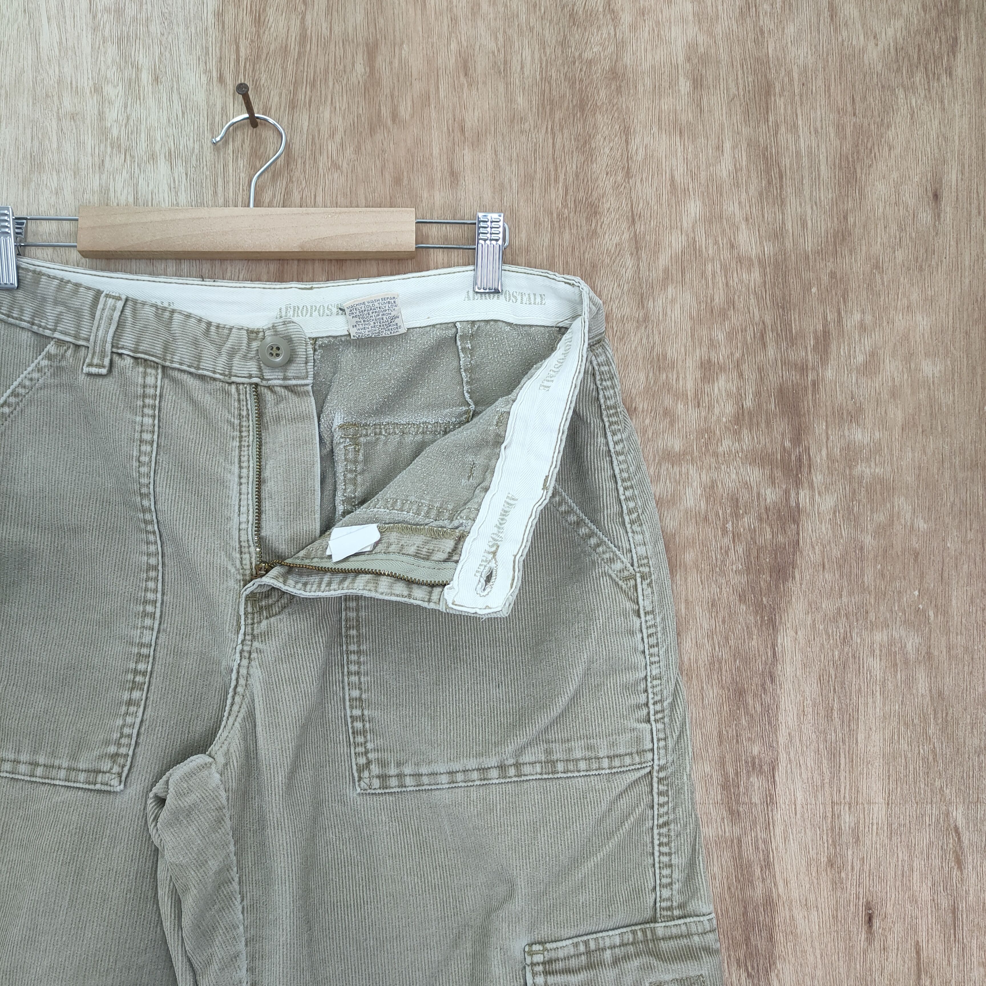 Aeropostale AEROPOSTALE CORDUROY CARGO PANTS Size US 32 / EU 48 - 4 Thumbnail