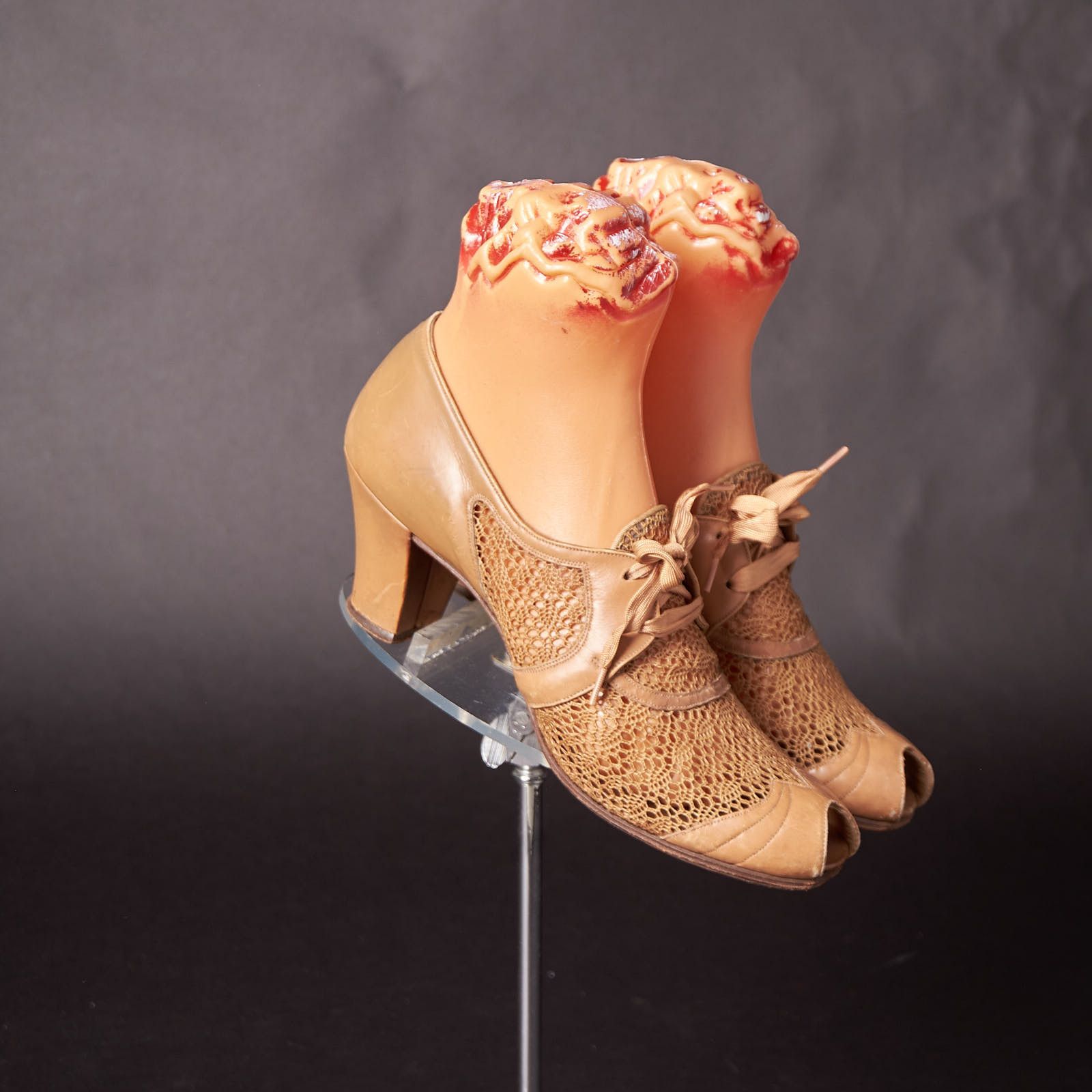 1940s Tan Leather and Raffia Lace Oxford Shoes Heels