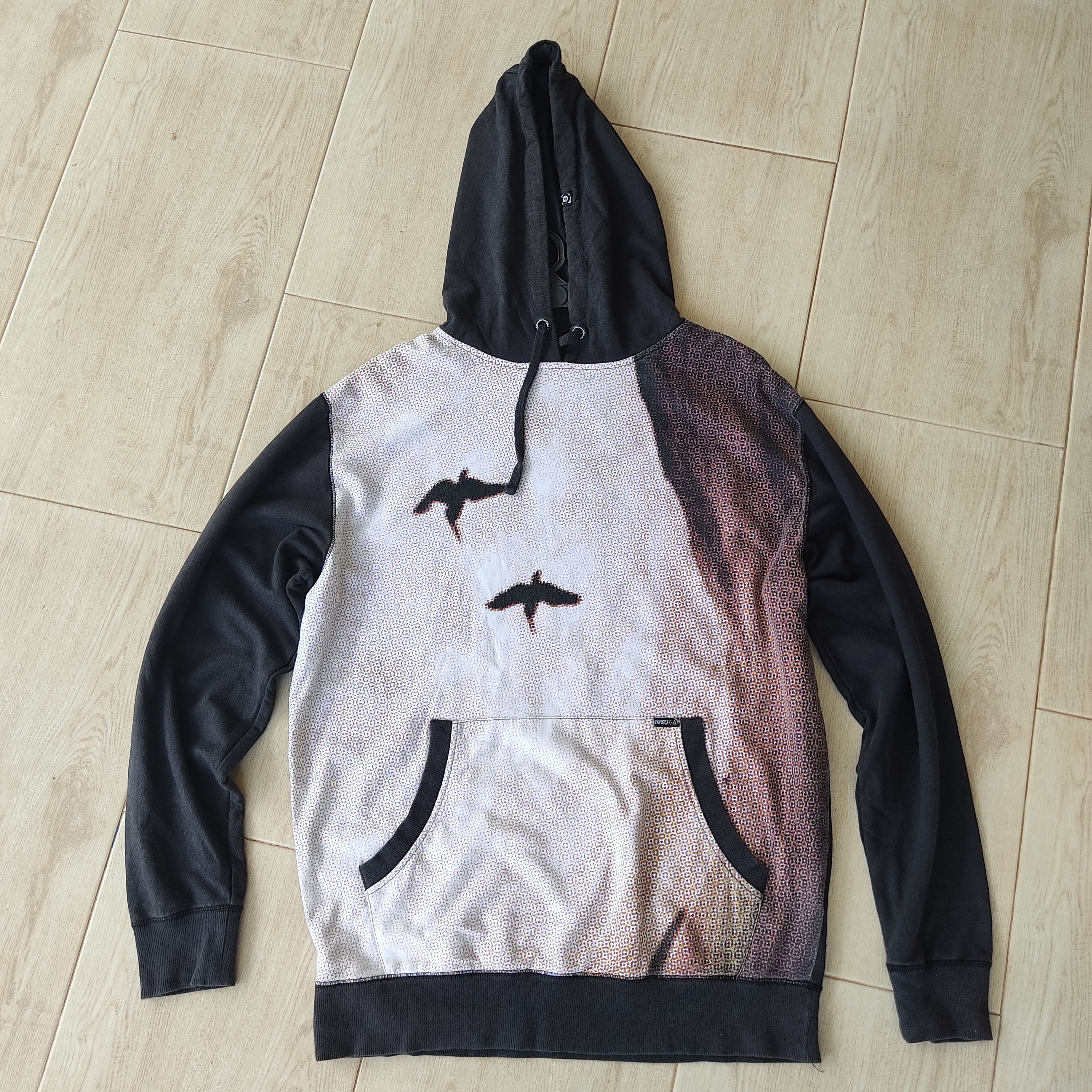 Volcom Photo Tom Carey Featured Volcom Hoodie Size US M / EU 48-50 / 2 - 14 Thumbnail