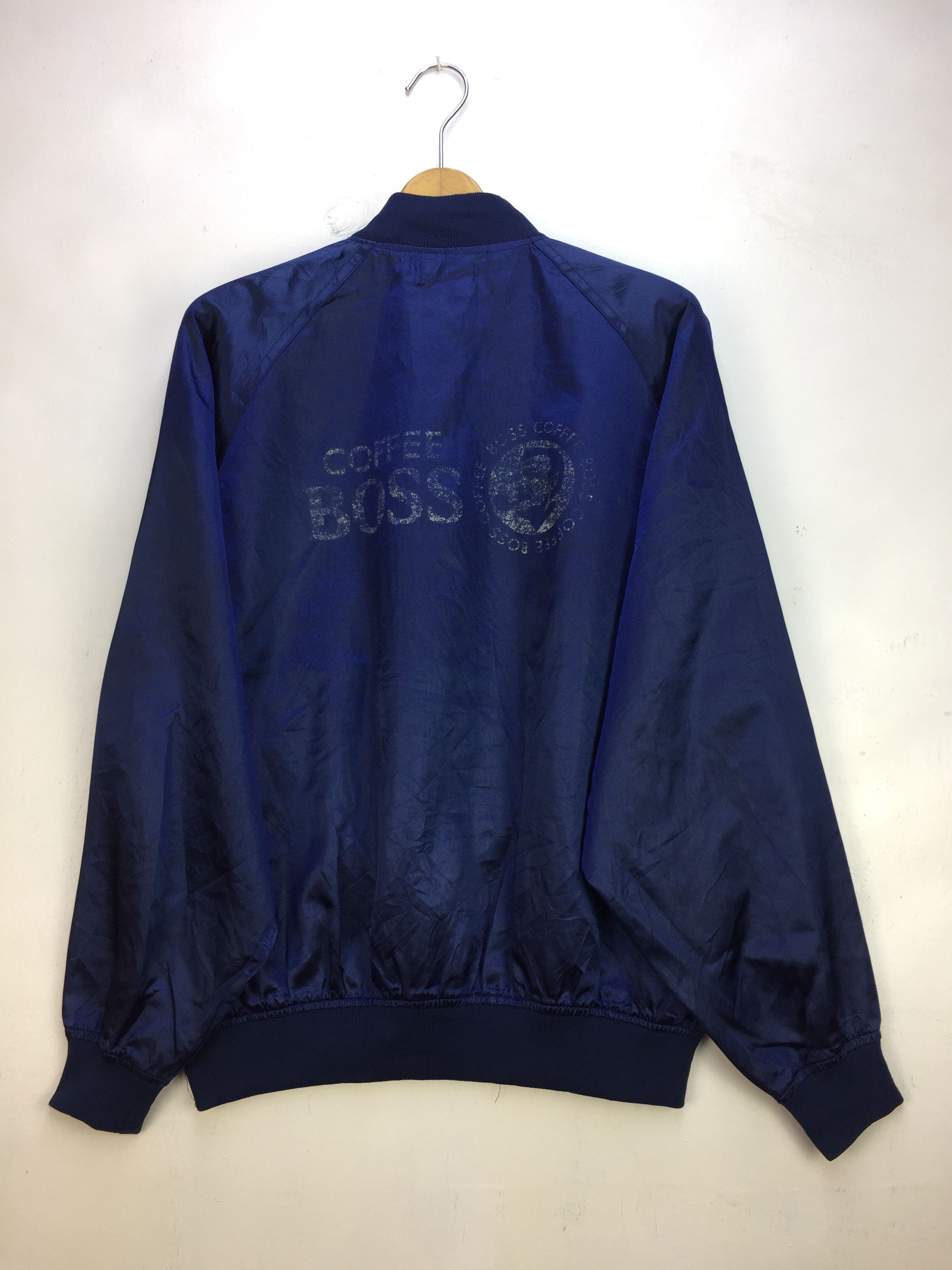 Japanese Brand VINTAGE SUNTORY COFFE BOSS VARSITY NYLON JACKET Size US L / EU 52-54 / 3 - 5 Thumbnail
