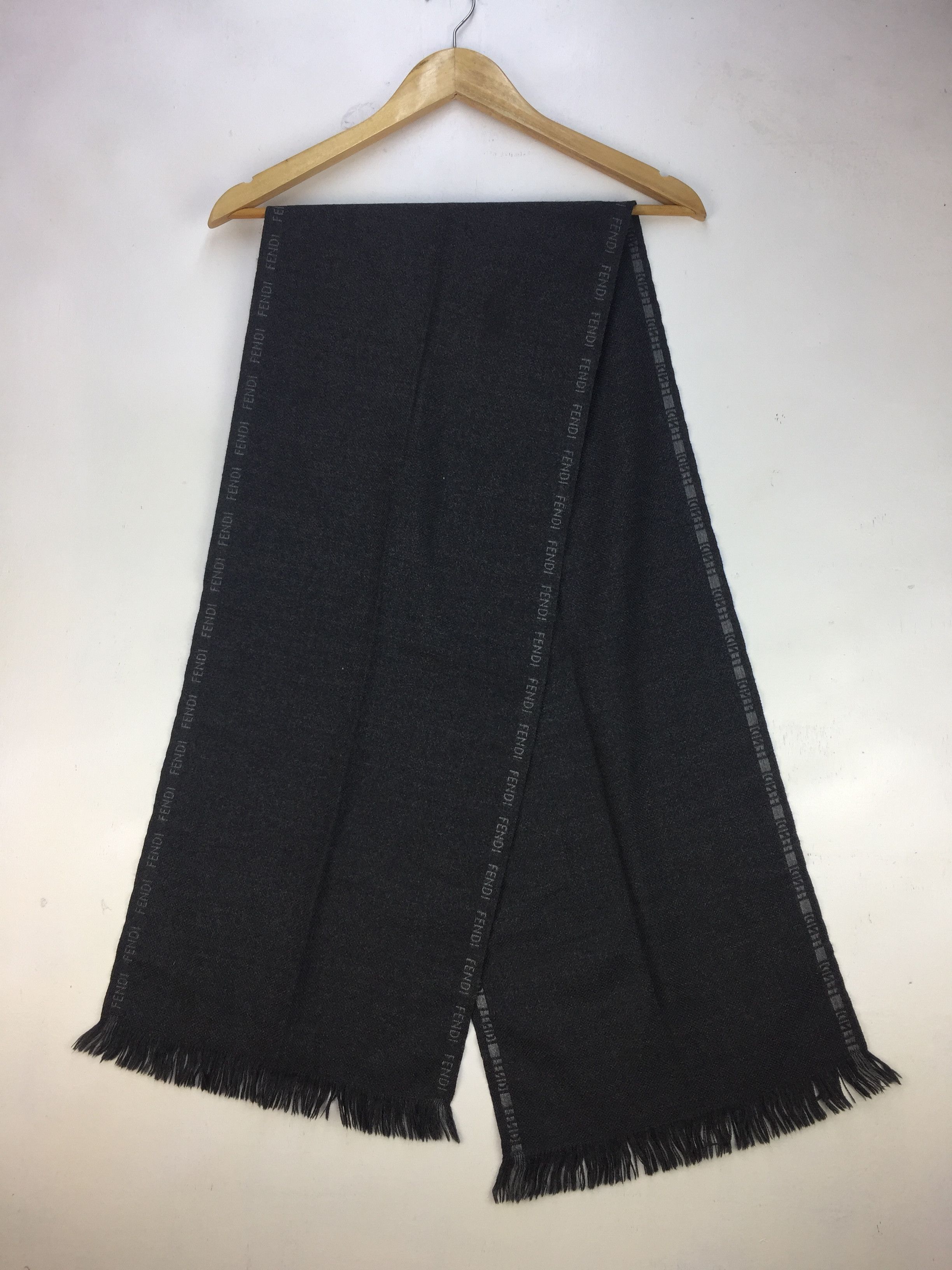 Fendi FENDI SPELL OUT MUFFLER SCARF Size ONE SIZE - 1 Thumbnail