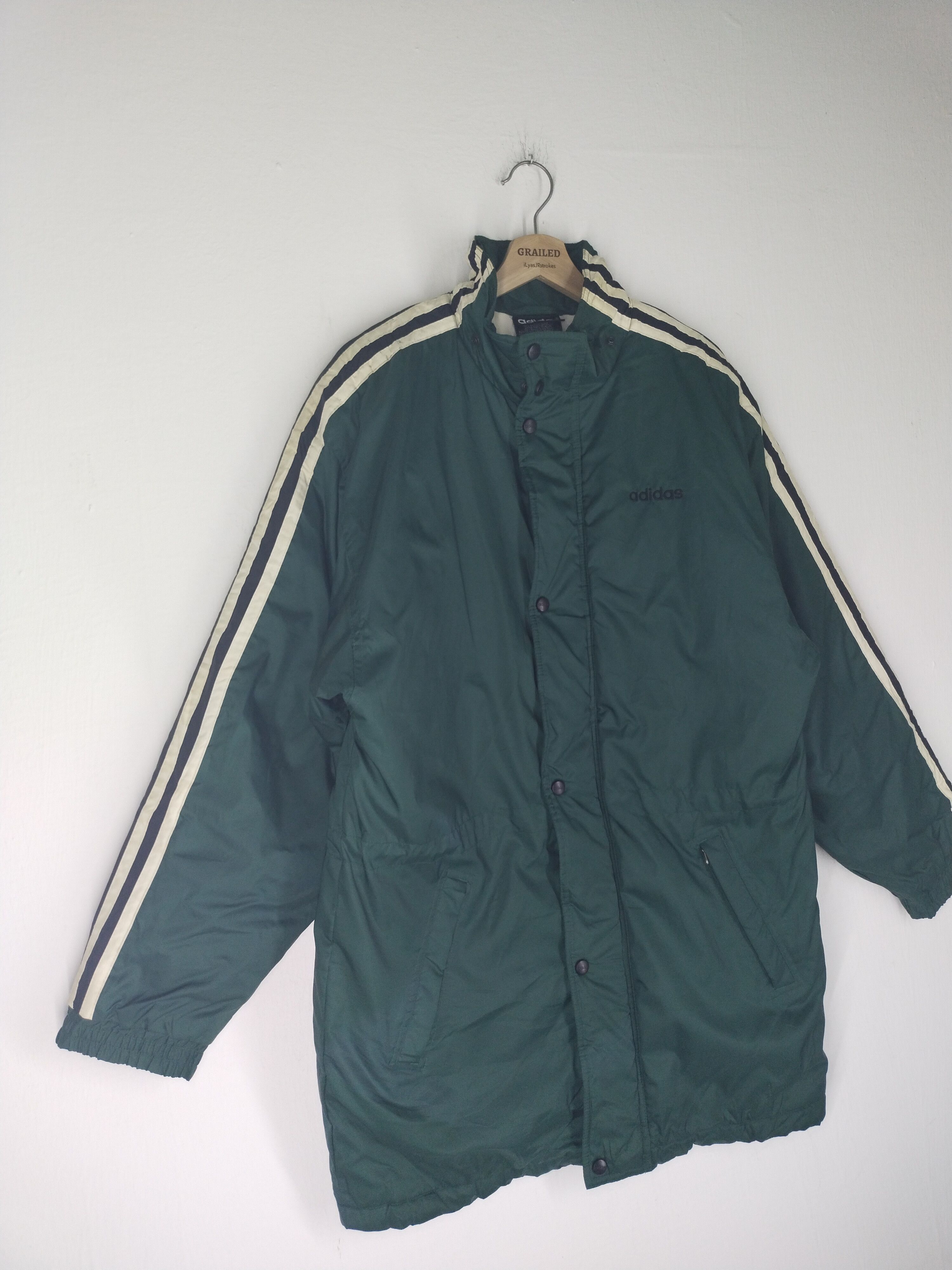 Adidas VINTAGE ADIDAS EMBROIDERY WINTER JACKET Size US L / EU 52-54 / 3 - 5 Thumbnail