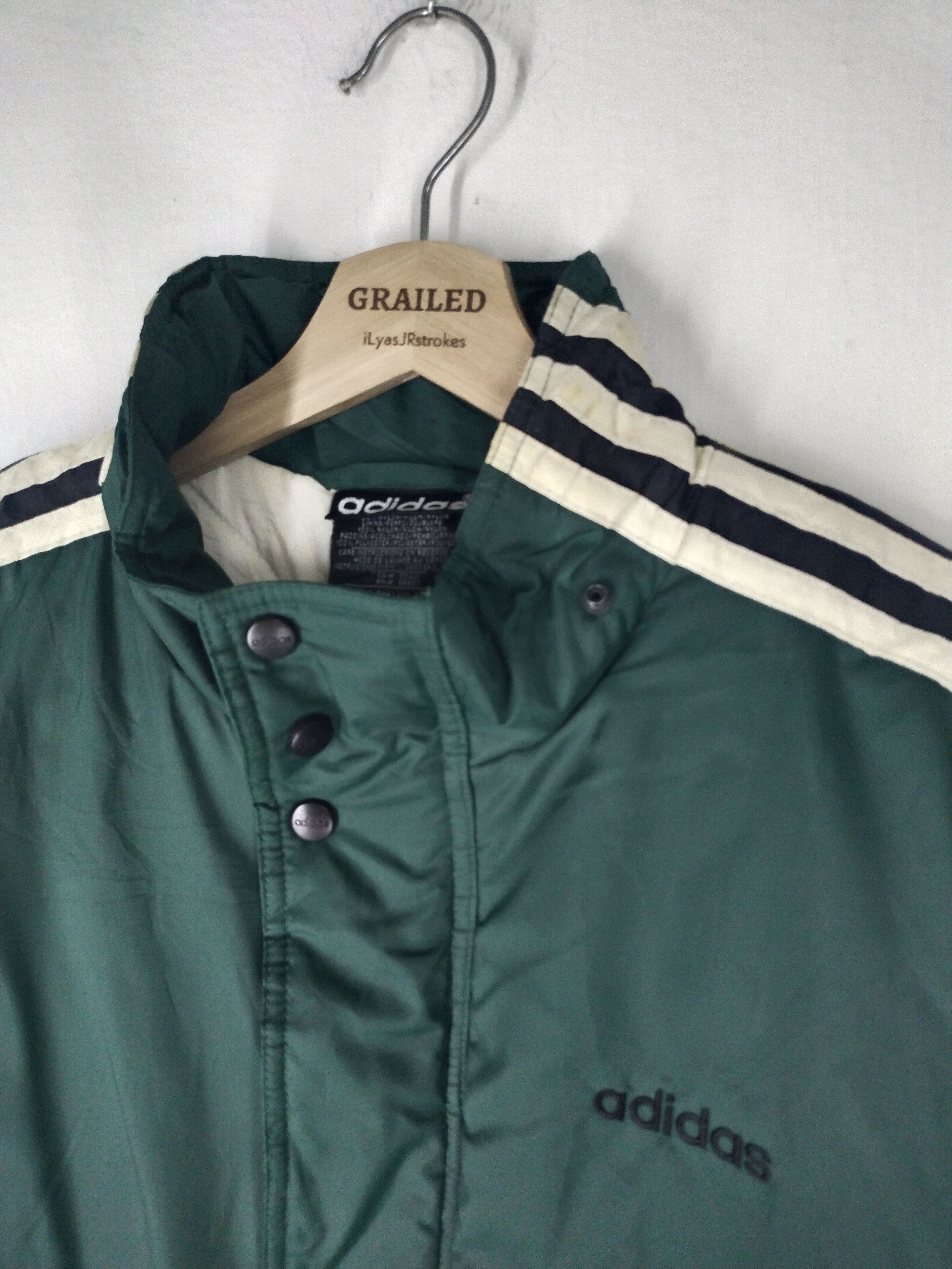 Adidas VINTAGE ADIDAS EMBROIDERY WINTER JACKET Size US L / EU 52-54 / 3 - 4 Thumbnail