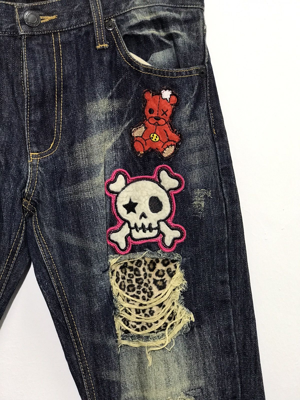 Japanese Brand Japanese Brand Distressed Patch Work Denim Jeans Size US 34 / EU 50 - 5 Thumbnail