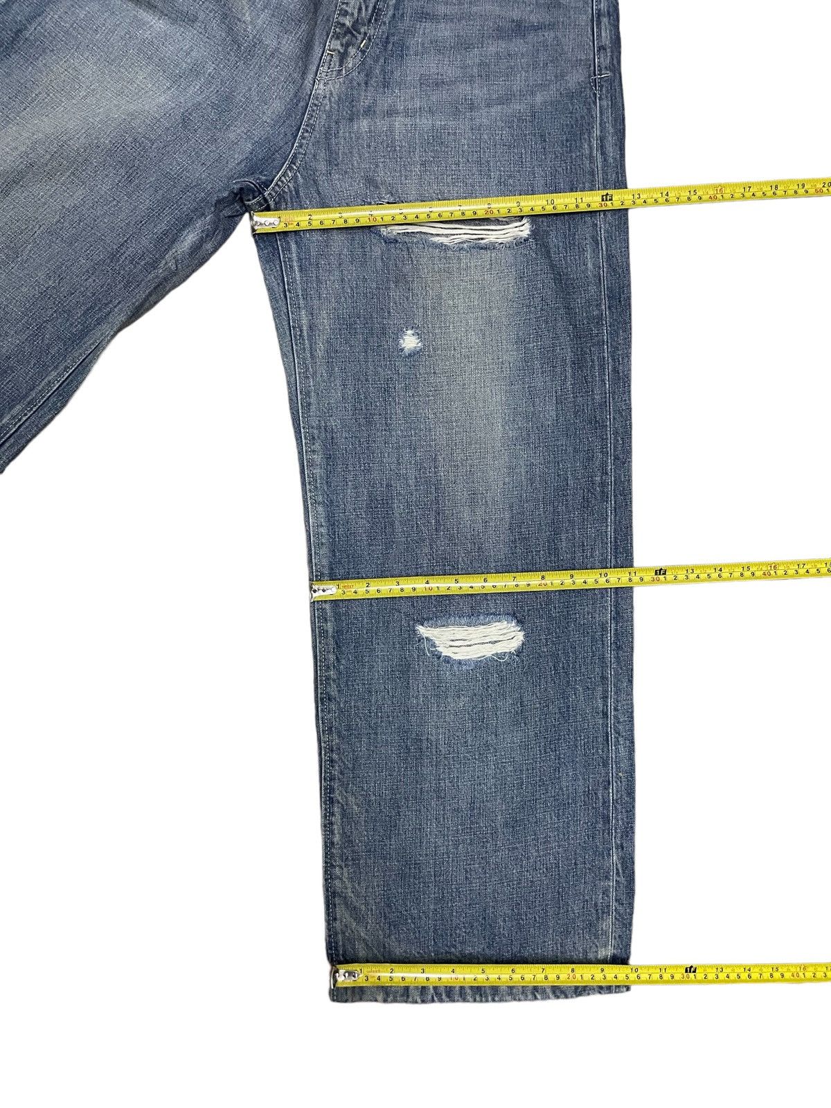 Japanese Brand Vintage Glitch Back Pocket High Waist distressed Loose Jeans Size 28" / US 6 / IT 42 - 14 Thumbnail