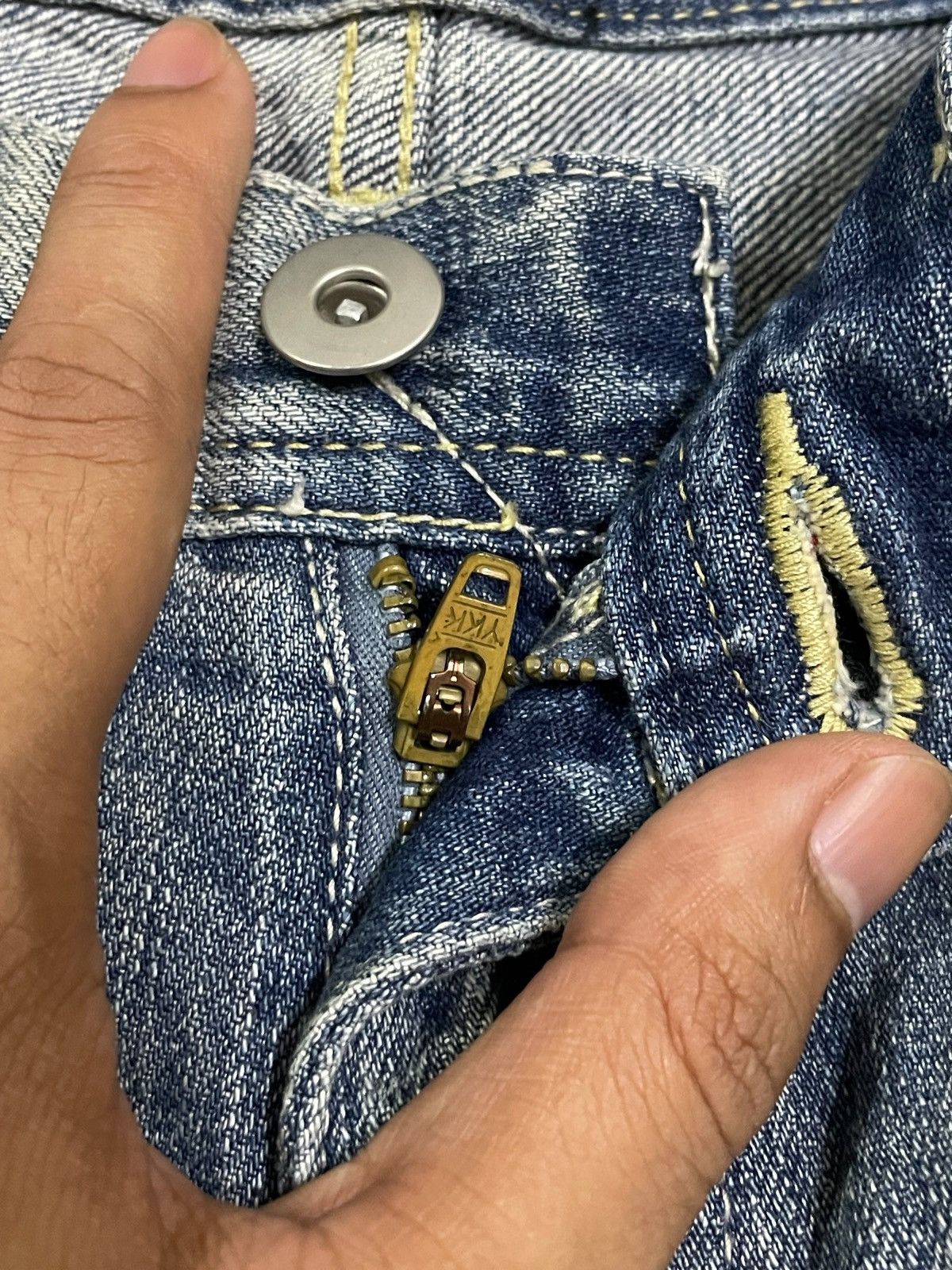 Japanese Brand Vintage Glitch Back Pocket High Waist distressed Loose Jeans Size 28" / US 6 / IT 42 - 10 Thumbnail