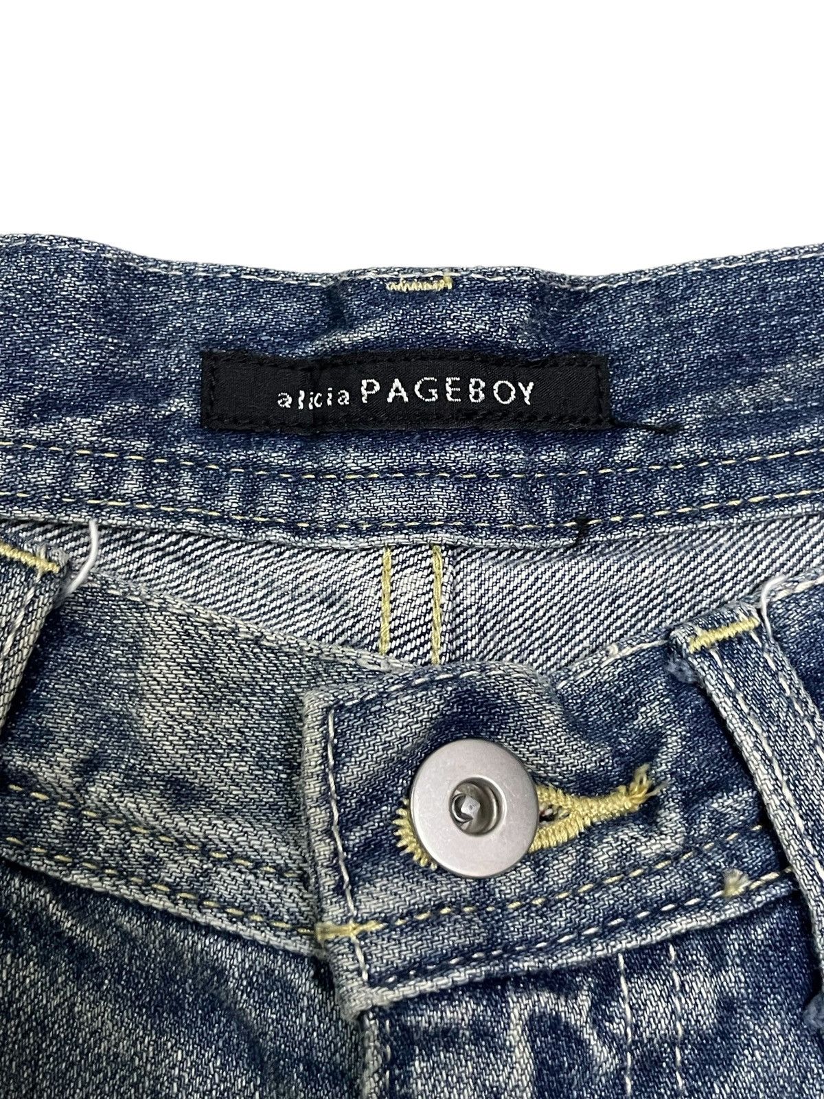 Japanese Brand Vintage Glitch Back Pocket High Waist distressed Loose Jeans Size 28" / US 6 / IT 42 - 9 Thumbnail