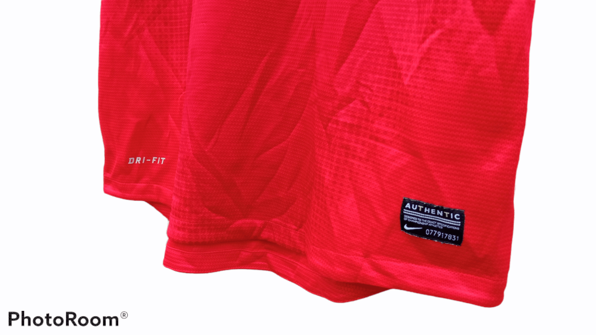 Nike 🔥🔥Nike Urawa Red Diamonds FC Jersey Size US M / EU 48-50 / 2 - 18 Thumbnail