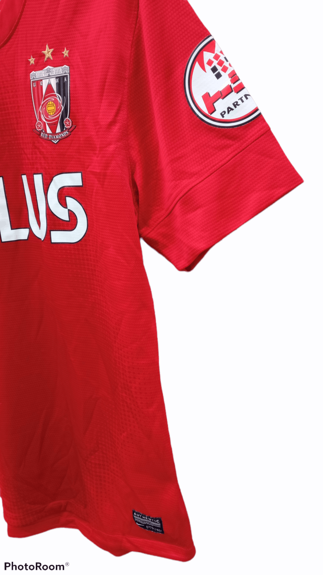 Nike 🔥🔥Nike Urawa Red Diamonds FC Jersey Size US M / EU 48-50 / 2 - 13 Thumbnail