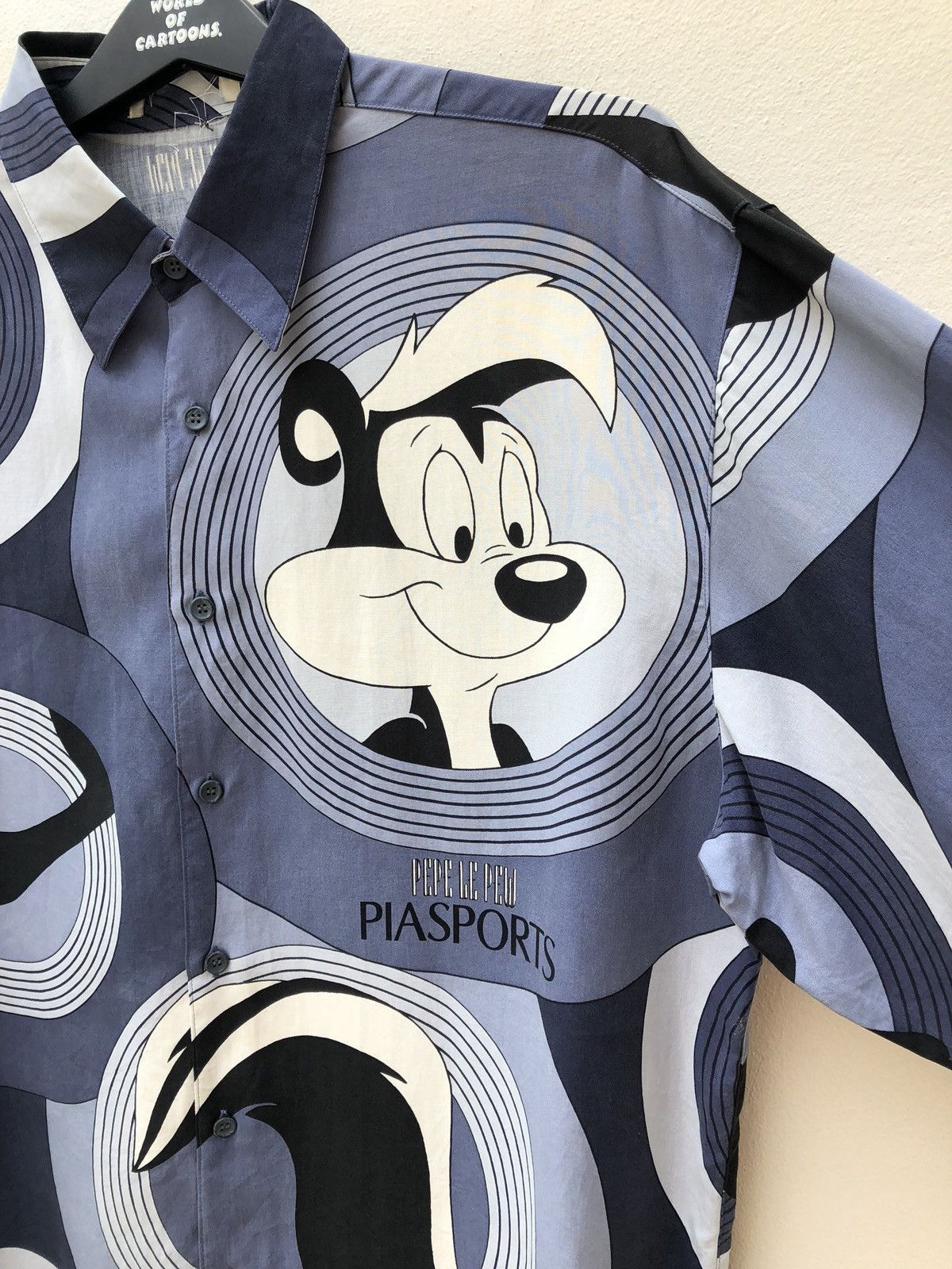 Other 90s Japan Brand Pia Sports X Warner Bros Pepe Le Pew Shirt Size US XL / EU 56 / 4 - 7 Thumbnail