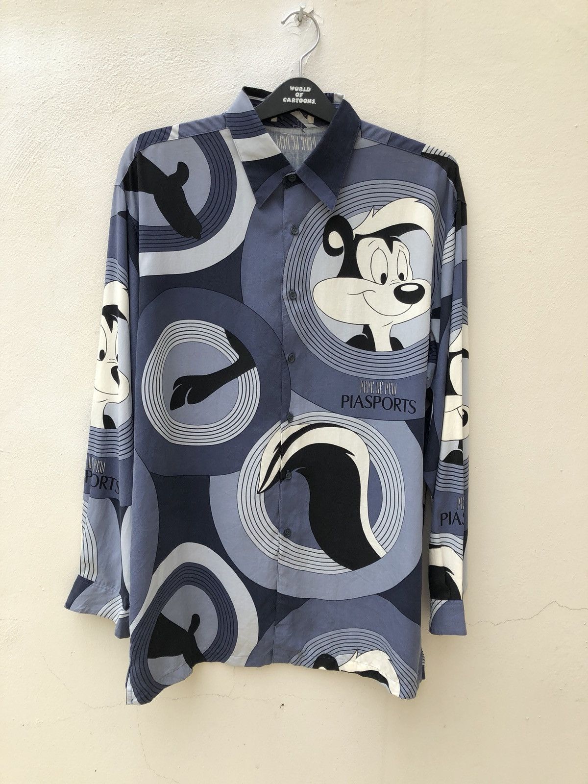image of Vintage x Warner Bros 90's Japan Brand Pia Sports X Warner Bros Pepe Le Pew Shirt, Men's (Size XL)