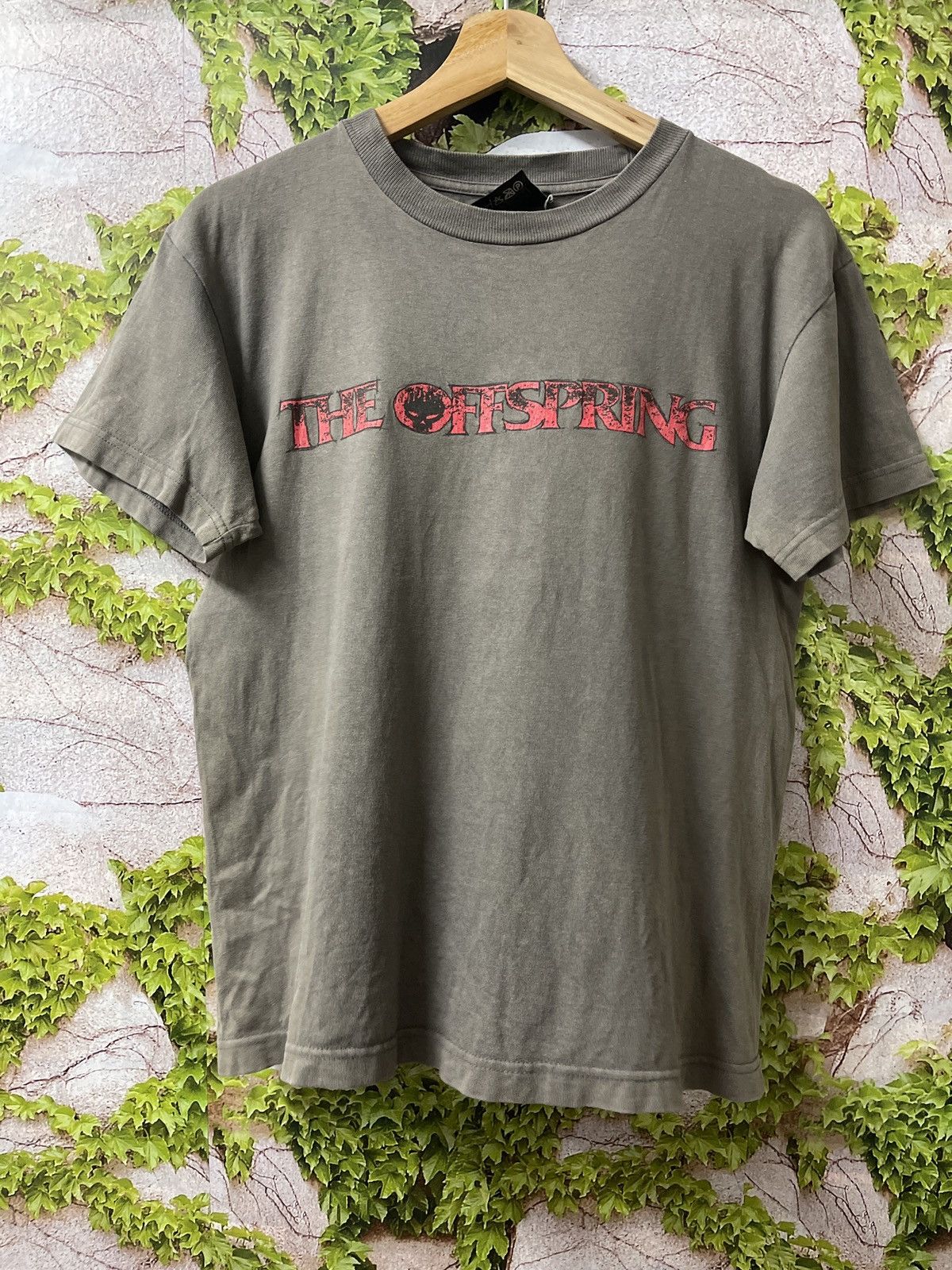 Band Tees VINTAGE Y2K THE OFFSPRING TOUR 2004 VERY RARE Size US S / EU 44-46 / 1 - 3 Thumbnail