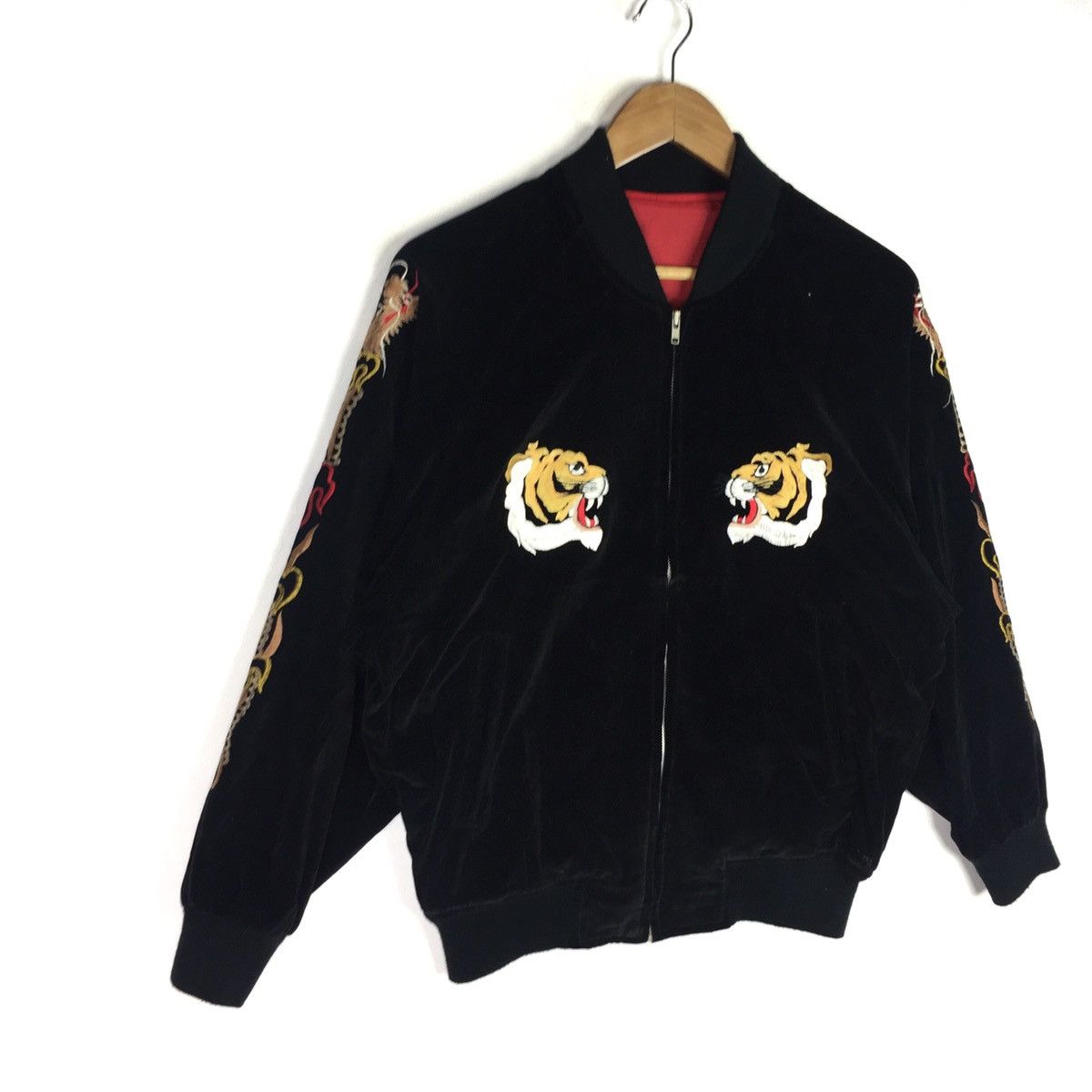 Japanese Brand VINTAGE SUKAJAN JAPANESE SOUVENIR JAPAN MADE VELVET JACKET Size US L / EU 52-54 / 3 - 3 Thumbnail