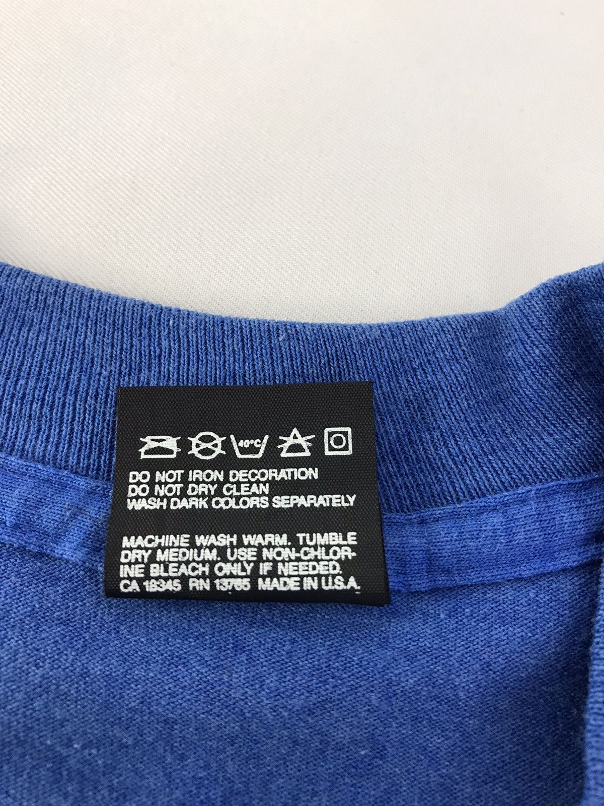 Vintage Vintage soynclub Blue Colour Tee Size US L / EU 52-54 / 3 - 7 Thumbnail