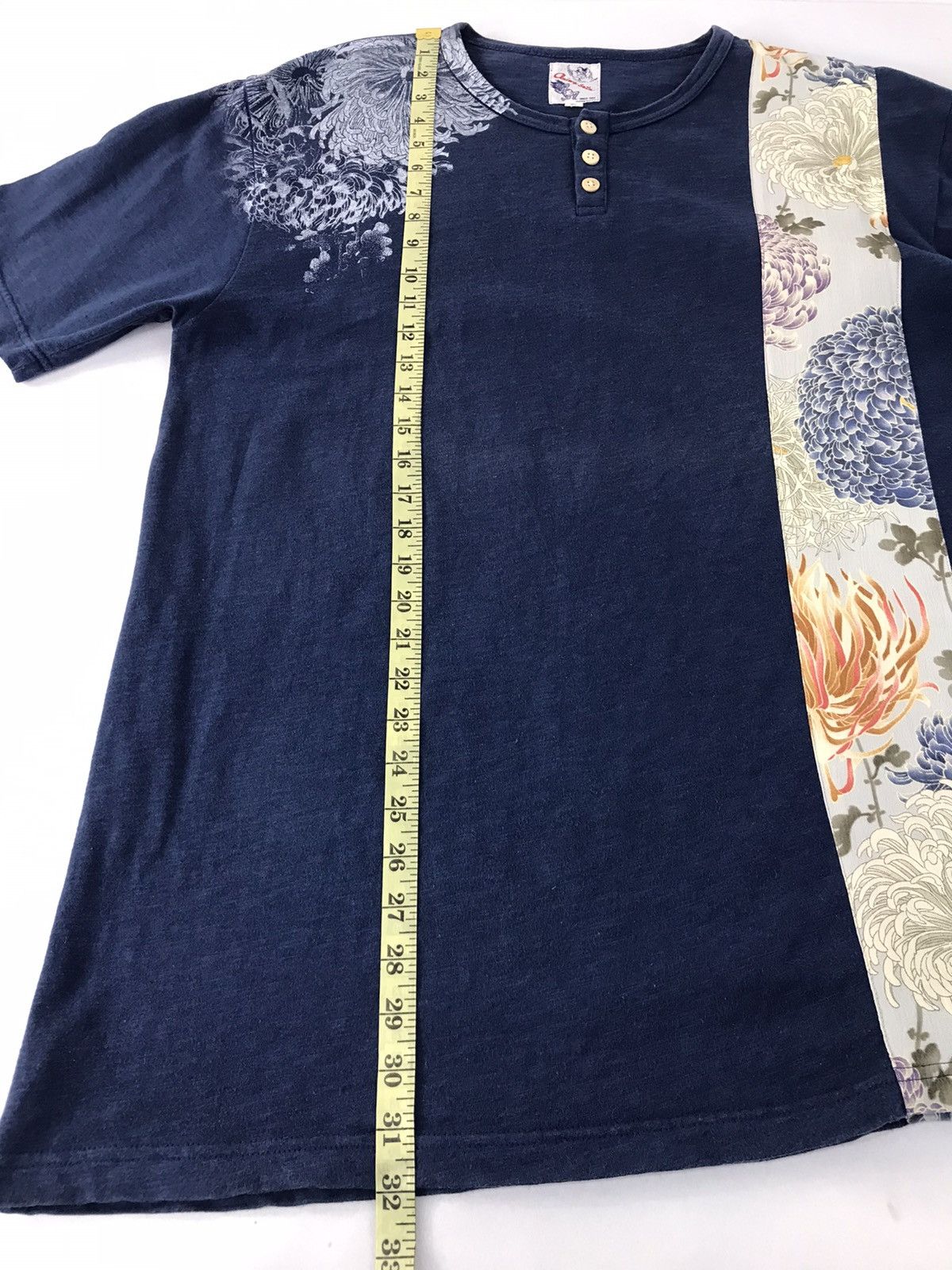 Japanese Brand Oniwa Soto Graphic Art Hawaii Style Tee Size US L / EU 52-54 / 3 - 11 Thumbnail