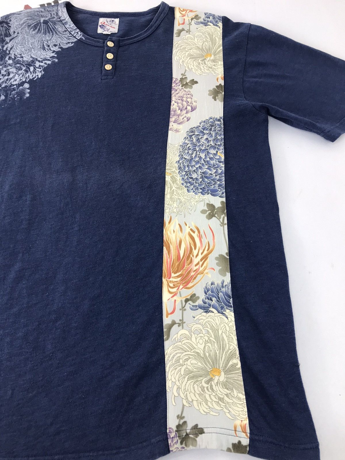 Japanese Brand Oniwa Soto Graphic Art Hawaii Style Tee Size US L / EU 52-54 / 3 - 4 Thumbnail