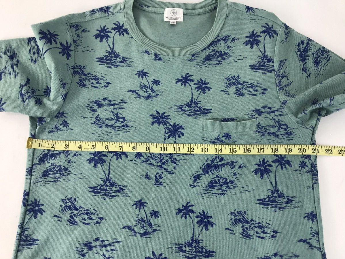 BEAUTY&YOUTH × Japanese Brand Beauty&Youth Singgle Pocket Overprint Graphic Surfing Tee Size US L / EU 52-54 / 3 - 8 Thumbnail