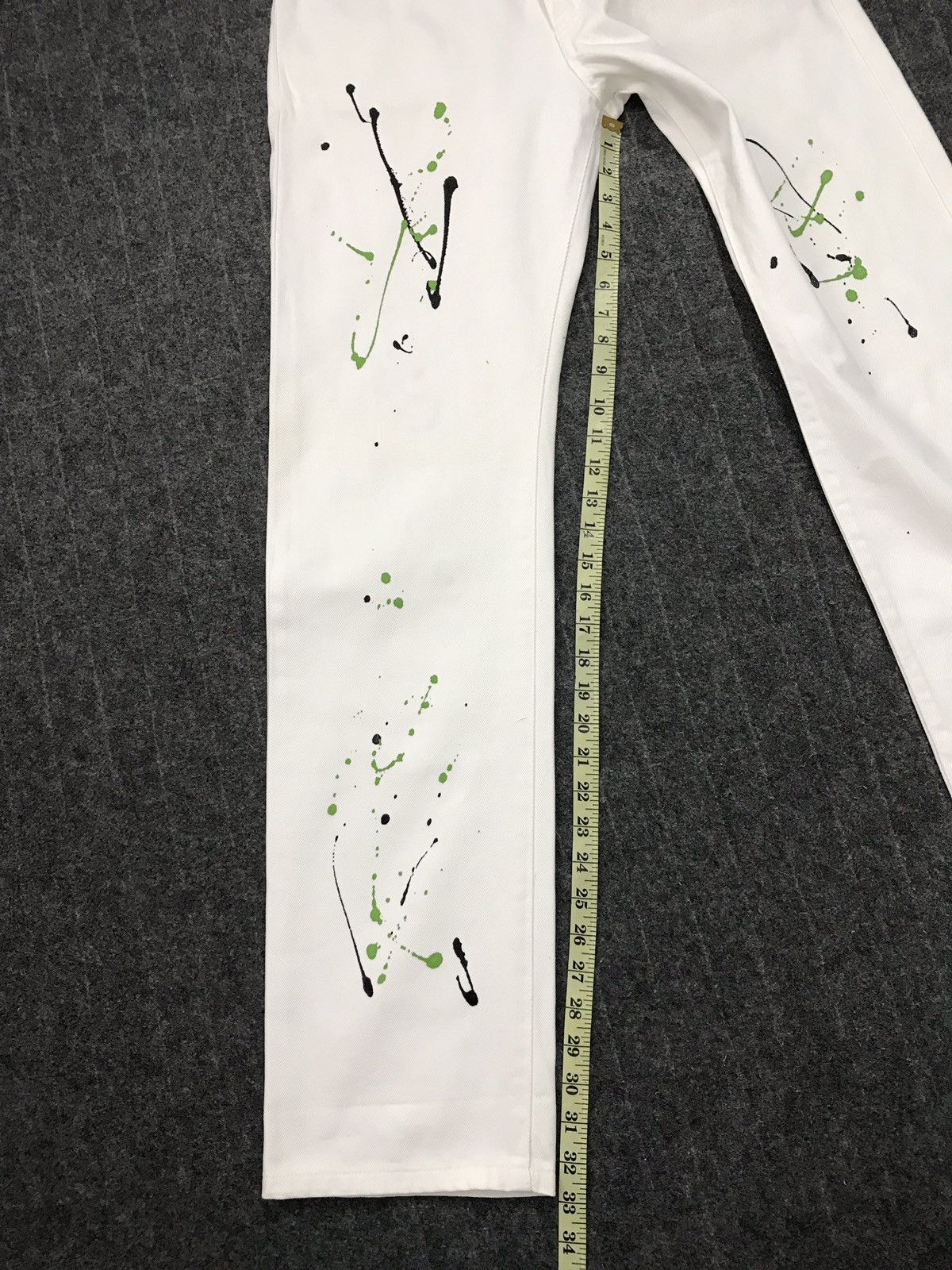Japanese Brand Vtg Melting Spot Painting Style Trouser Jeans Size US 31 - 20 Thumbnail