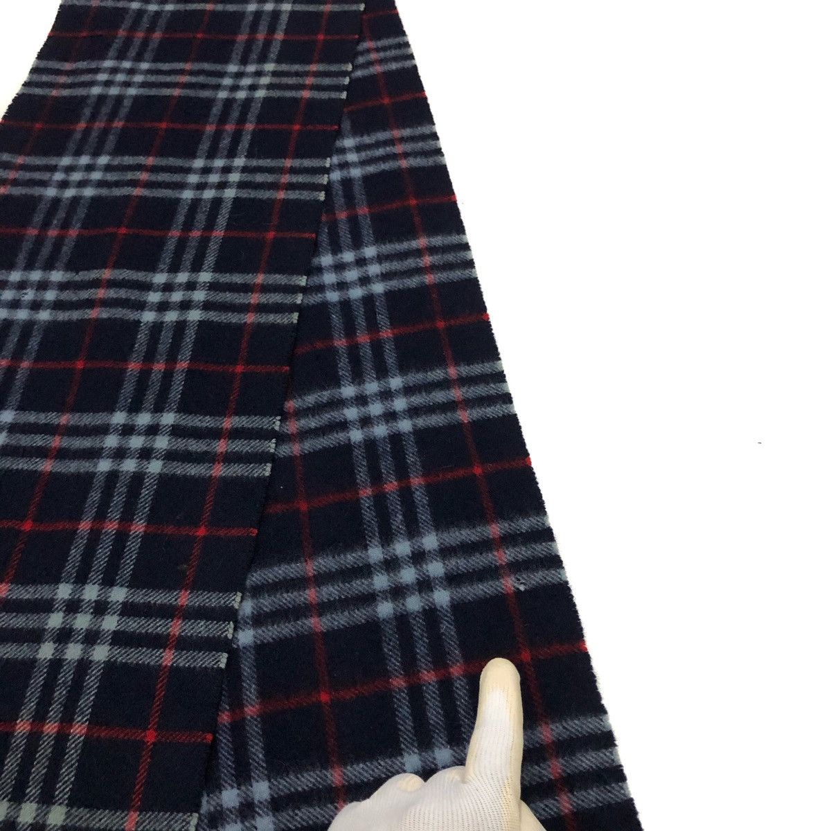 Burberry Vintage Burberrys London Novacheck Scarves/ Muffler Size ONE SIZE - 8 Thumbnail