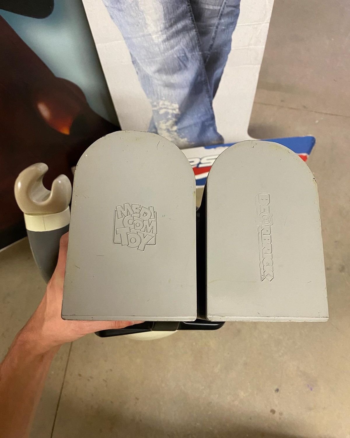 Kaws × Medicom Toy Kaws 1000% Be@rbrick Size ONE SIZE - 10 Thumbnail