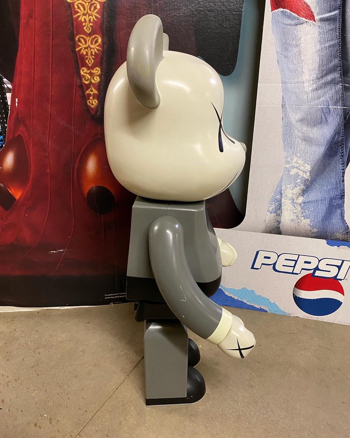 Kaws × Medicom Toy Kaws 1000% Be@rbrick Size ONE SIZE - 3 Thumbnail