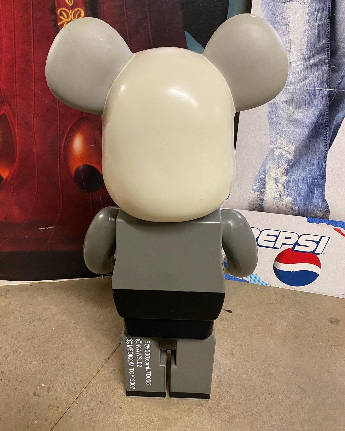 Kaws × Medicom Toy Kaws 1000% Be@rbrick Size ONE SIZE - 4 Thumbnail