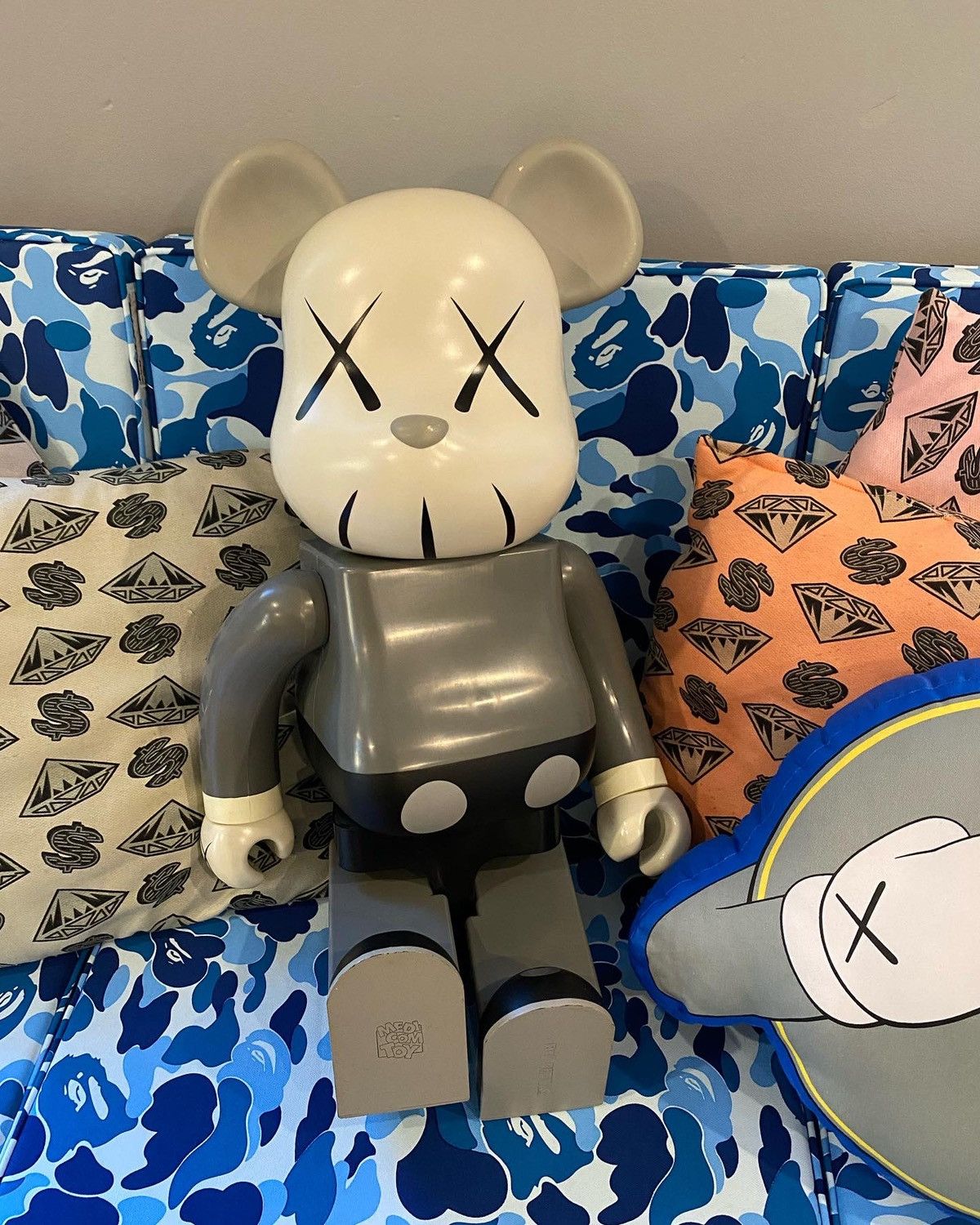 Kaws × Medicom Toy Kaws 1000% Be@rbrick Size ONE SIZE - 11 Thumbnail