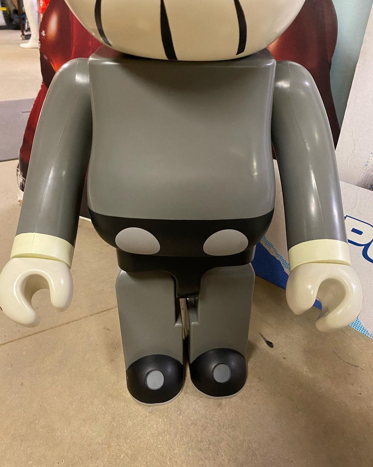 Kaws × Medicom Toy Kaws 1000% Be@rbrick Size ONE SIZE - 9 Thumbnail