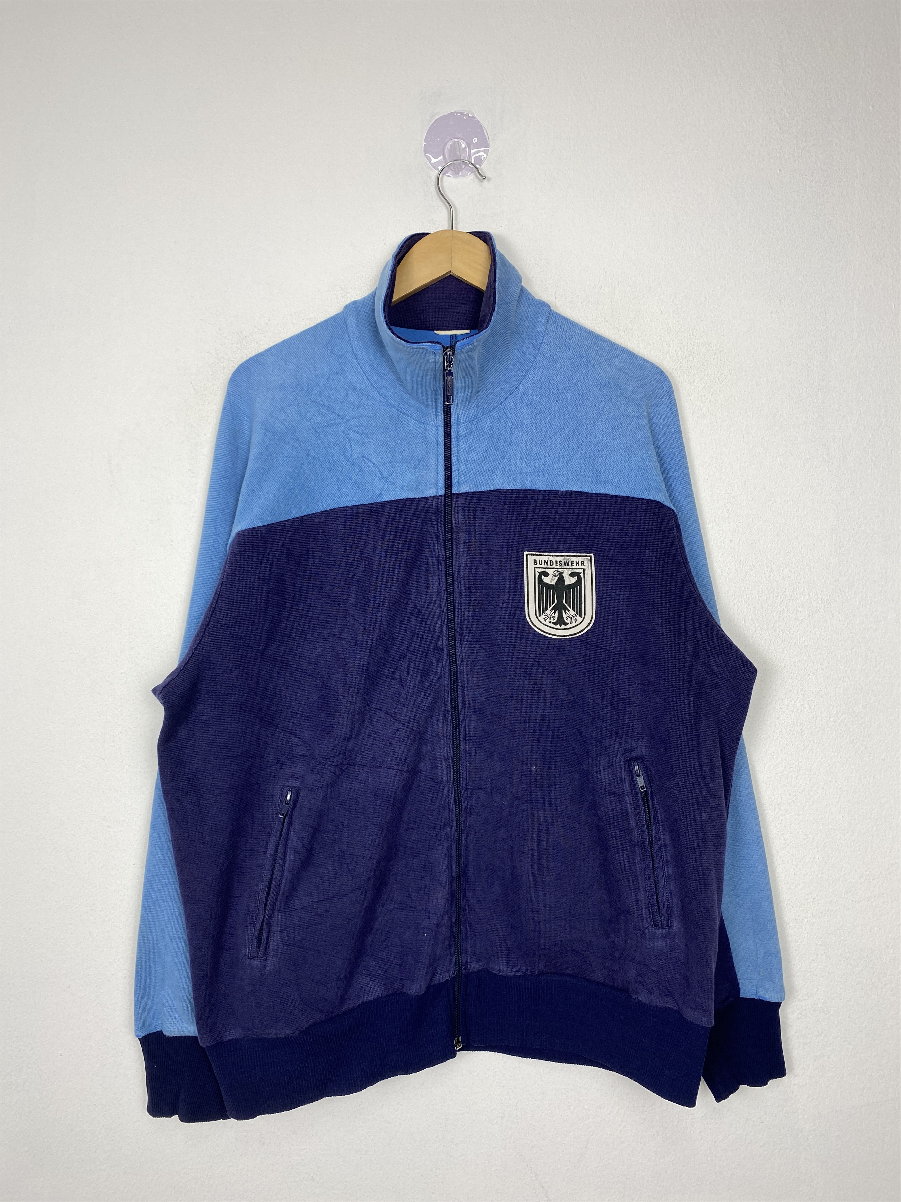 Adidas Vintage Adidas Germany Missing Tag Jacket J1570 Size US L / EU 52-54 / 3 - 1 Thumbnail