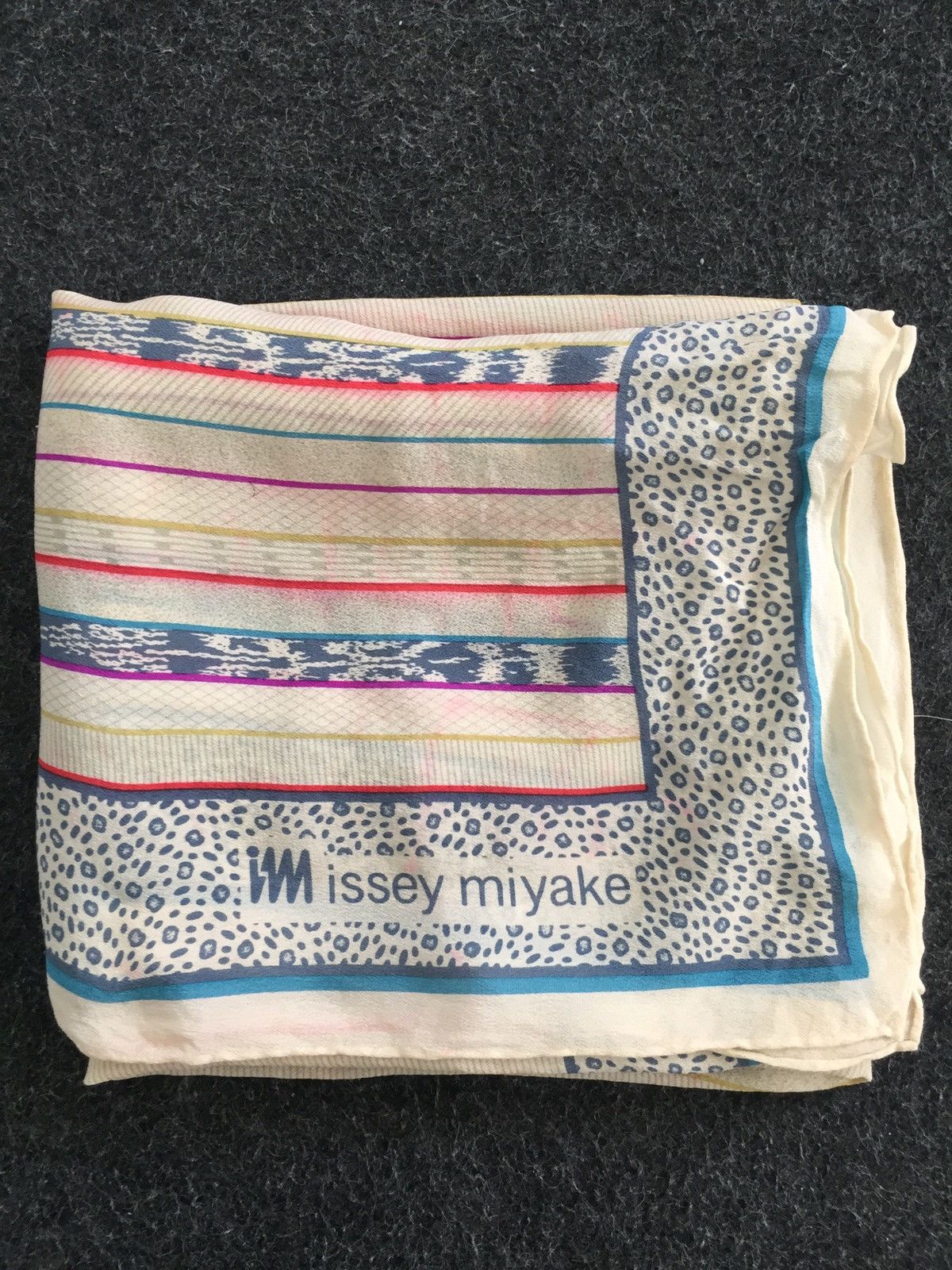 Issey Miyake OG 80s Issey Miyake Multicolor Silk Handkerchief Size ONE SIZE - 1 Thumbnail