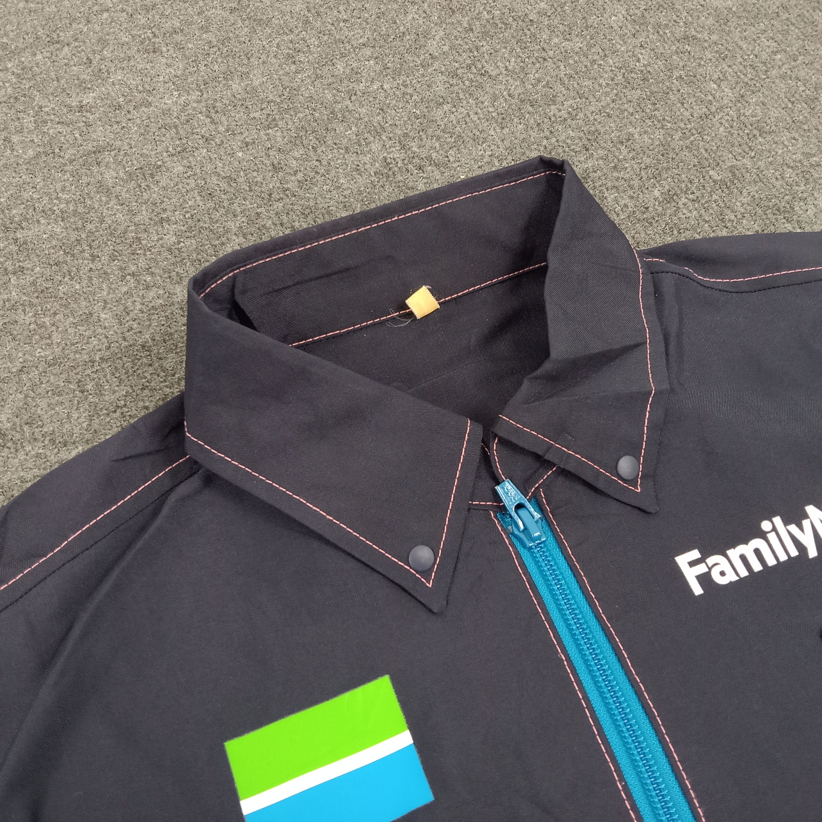 Vintage Family Mart Japanese Brand Zipper Jacket Size US M / EU 48-50 / 2 - 5 Thumbnail