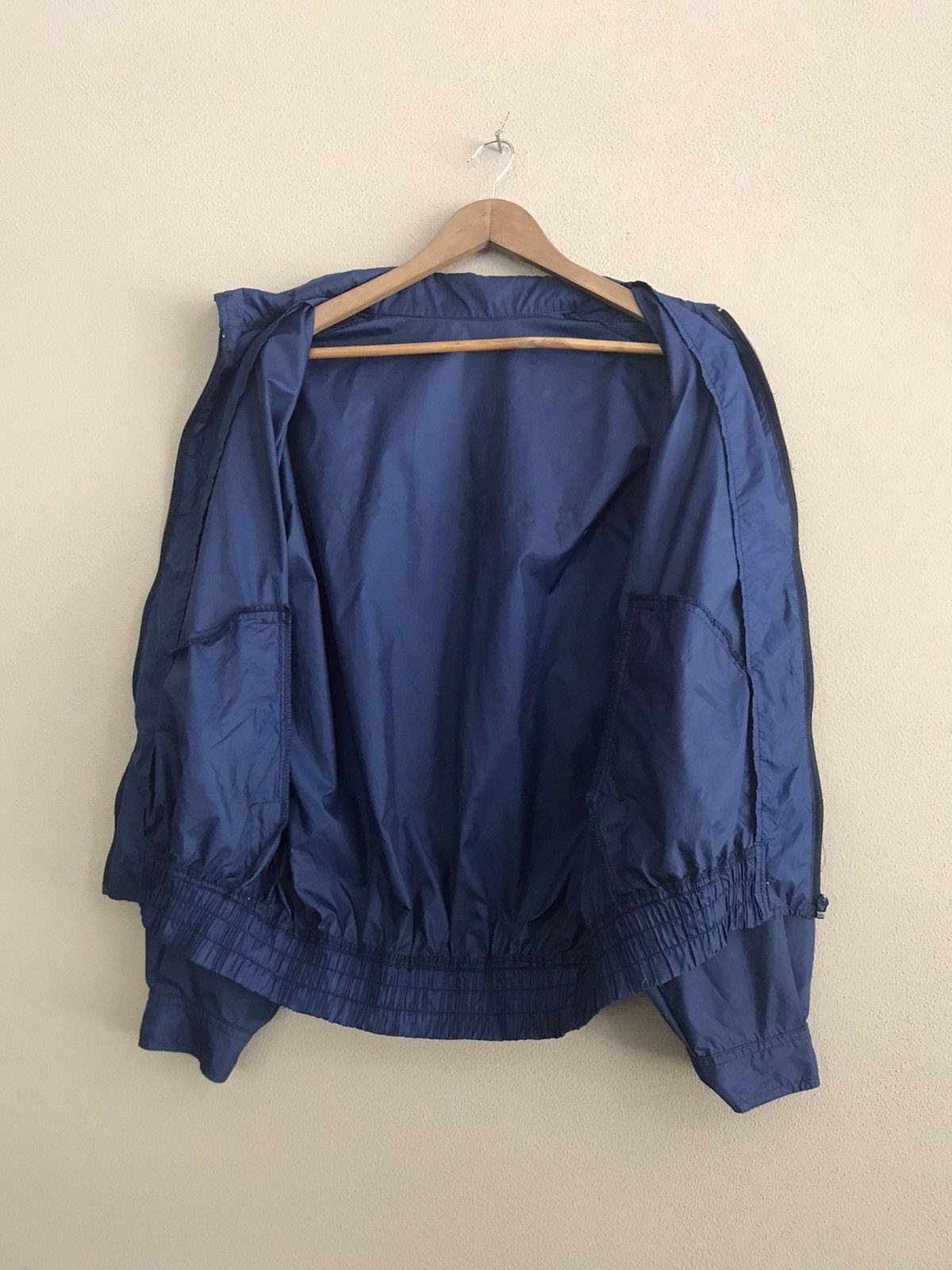 Gear for Sports Mercedes Benz light jacket nice design Size US L / EU 52-54 / 3 - 8 Thumbnail