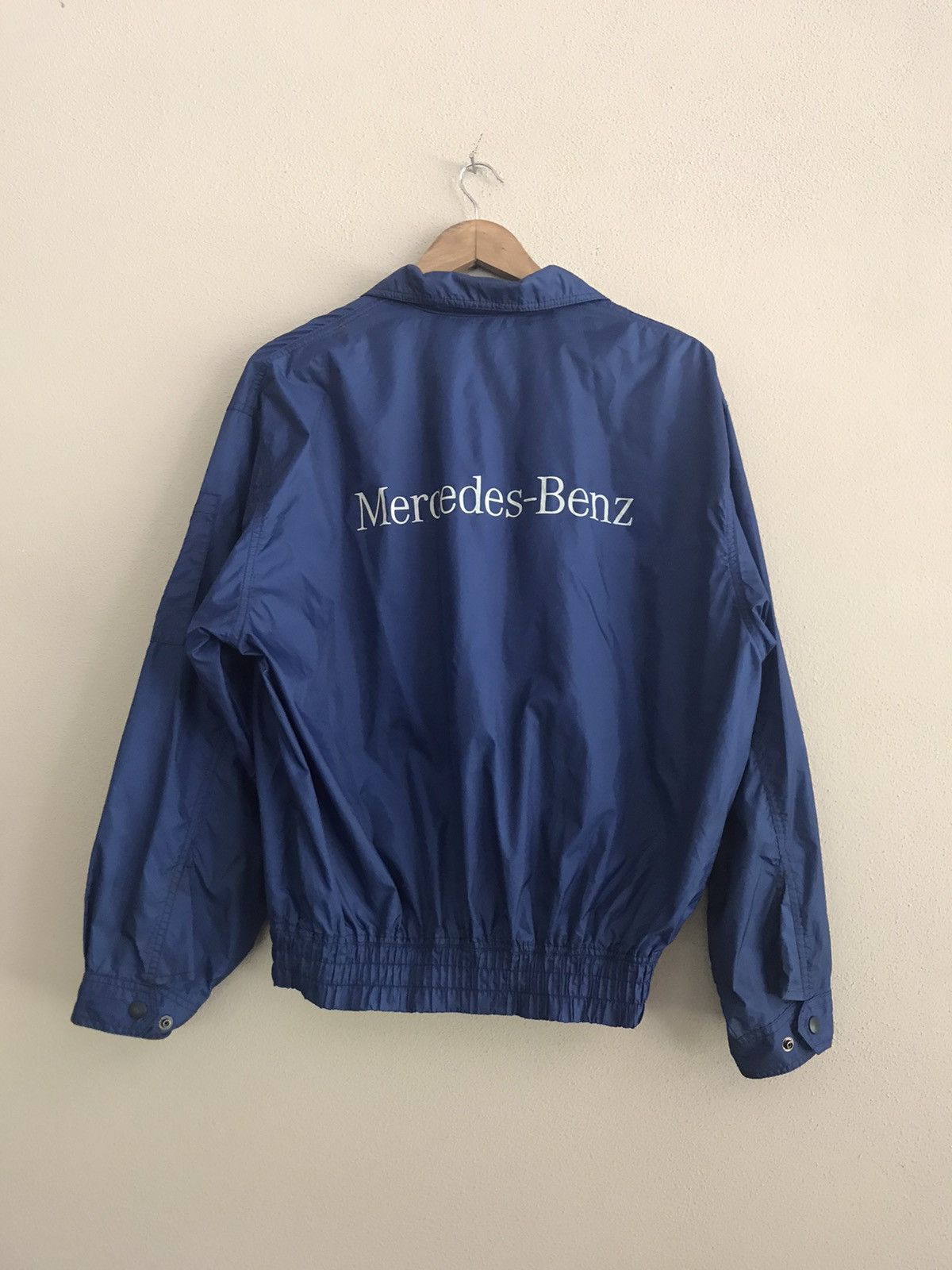 Gear for Sports Mercedes Benz light jacket nice design Size US L / EU 52-54 / 3 - 2 Thumbnail