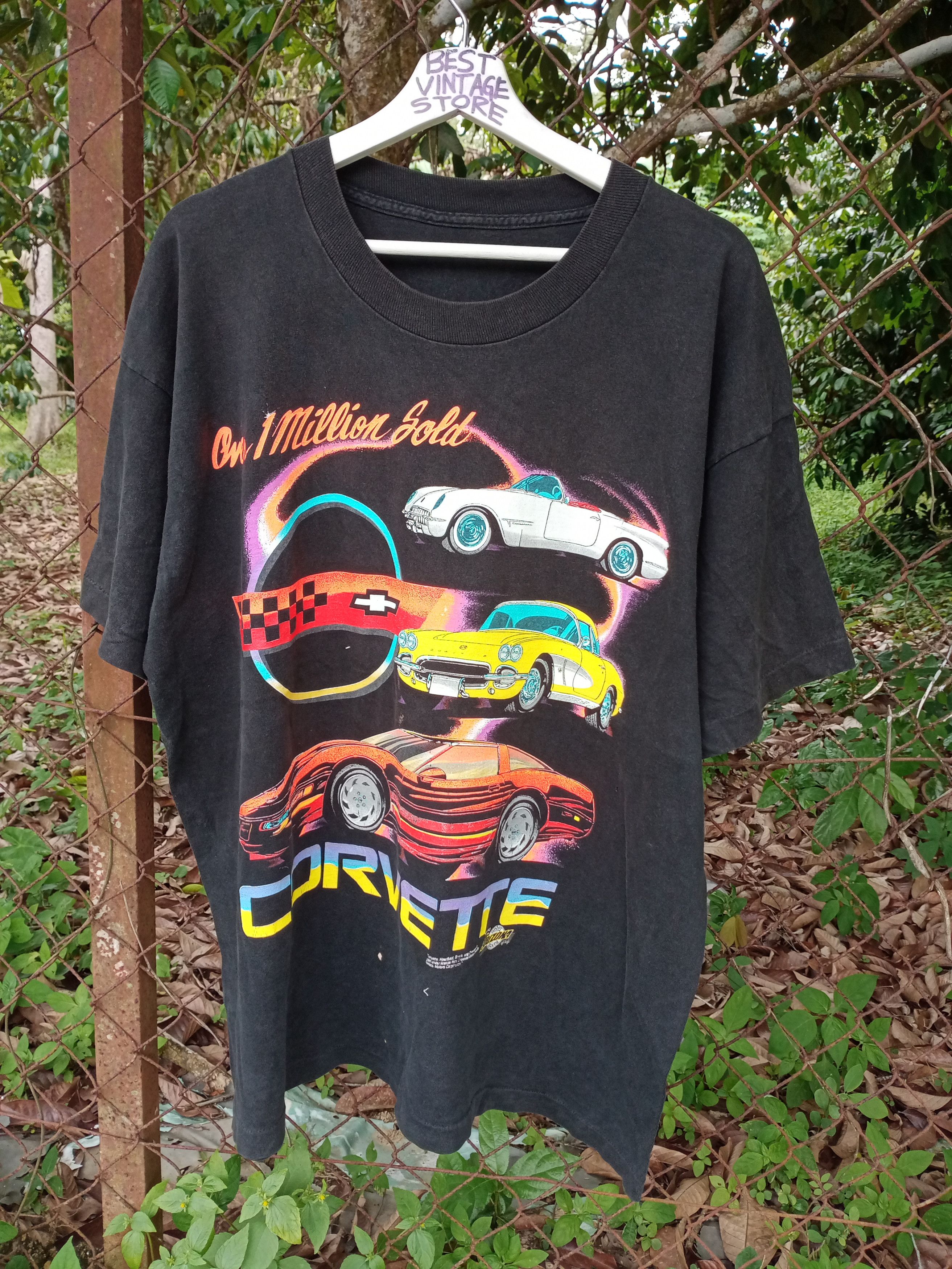 image of Vintage 90's - Corvette 1Million Sold T-Shirt in Black, Men's (Size Large)