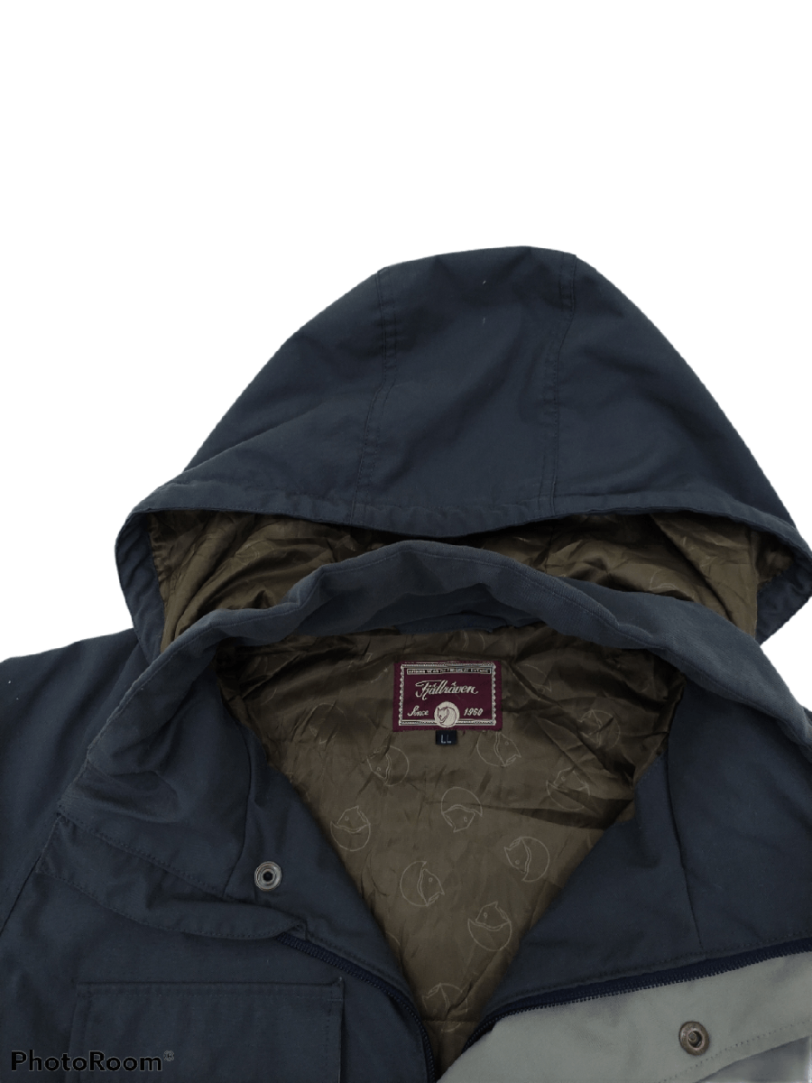 Fjallraven Vintage Fjallraven Travel Shell Parka Jacket Dark Green Size US L / EU 52-54 / 3 - 10 Thumbnail