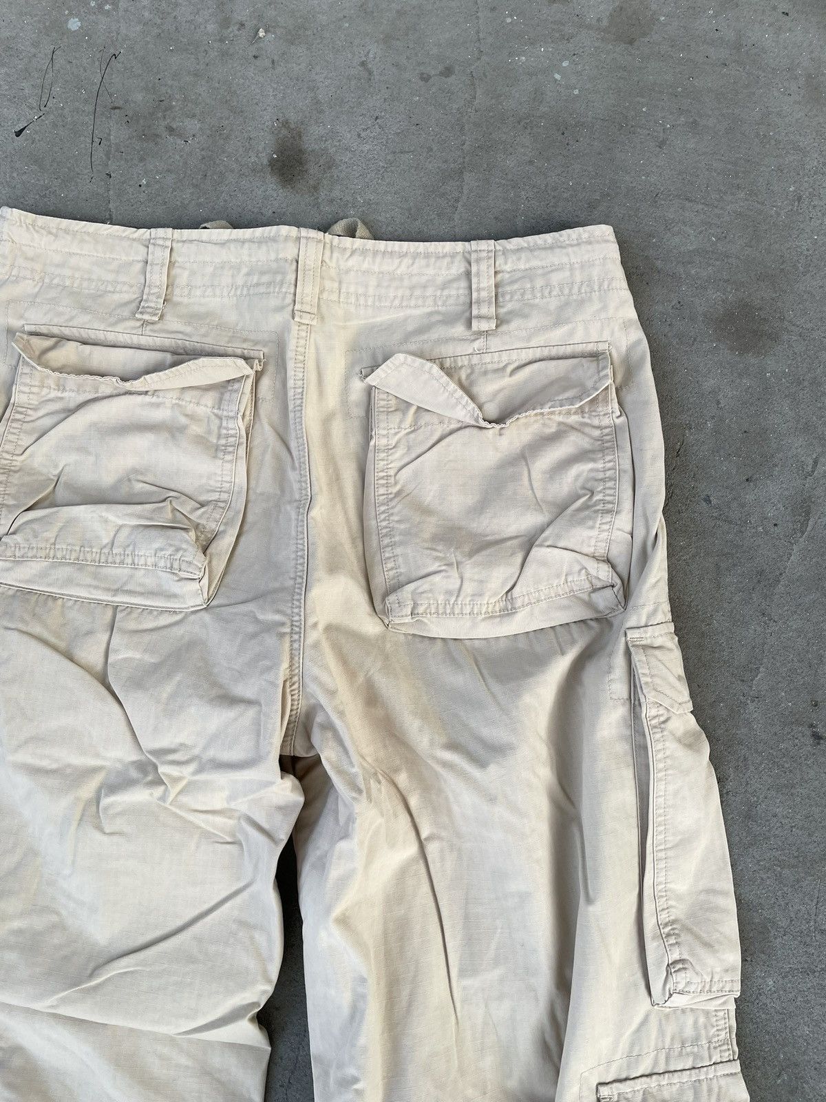 Japanese Brand Vintage Japanese Brand cargo pants multi pocket buggy fit Size US 34 / EU 50 - 10 Thumbnail