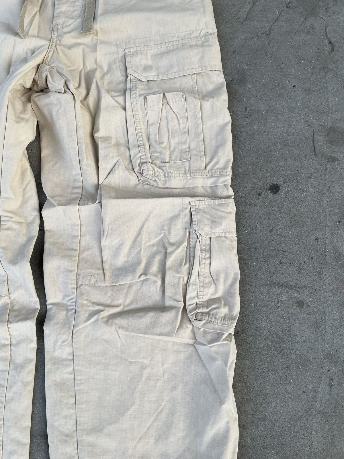 Japanese Brand Vintage Japanese Brand cargo pants multi pocket buggy fit Size US 34 / EU 50 - 4 Thumbnail